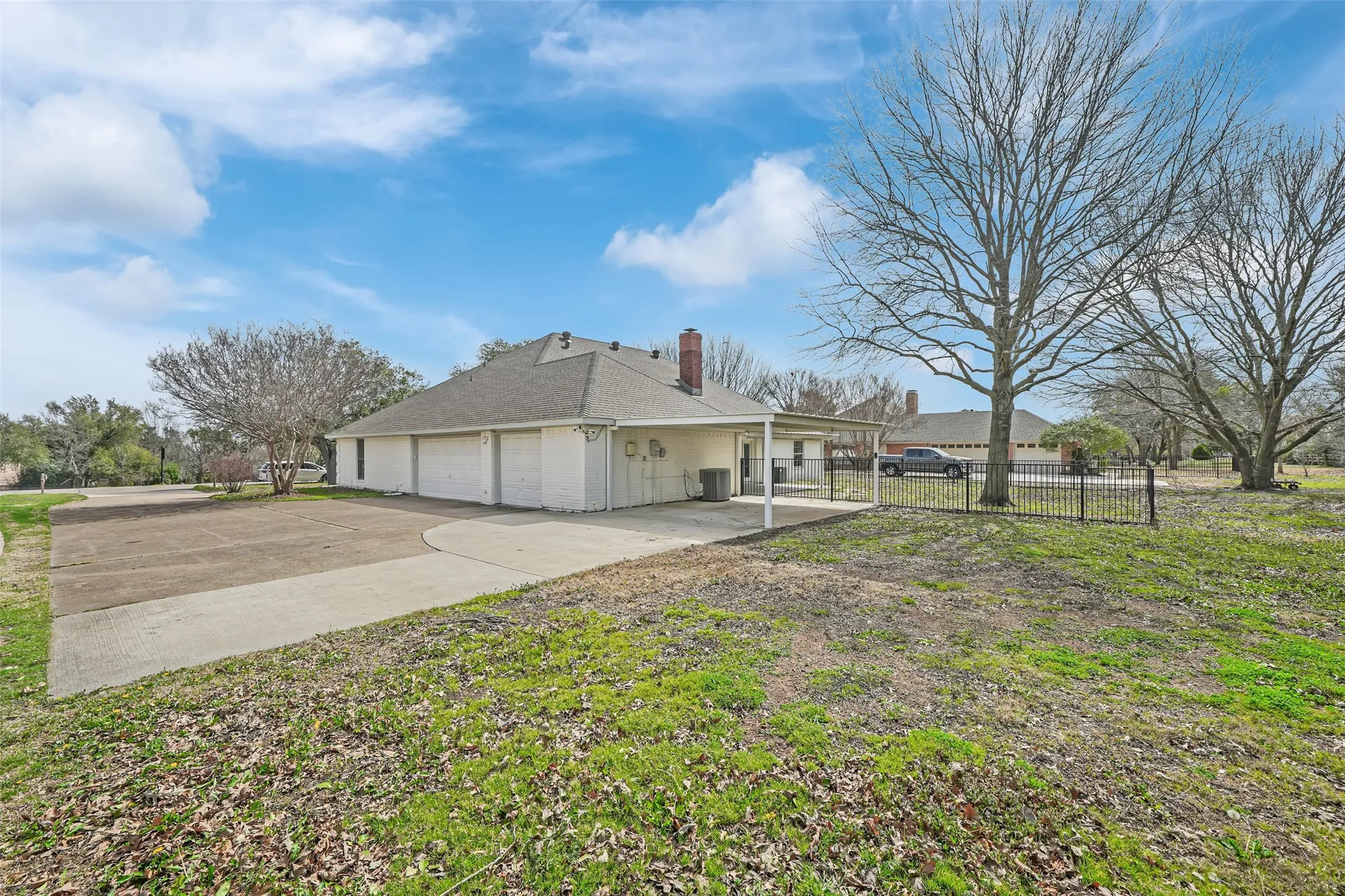 Single Family Residence For Sale in Collin County , 303 RIVA Ridge, Wylie, Texas 75098, 4 Bedroom, 3 Bathroom, 3 Garage spaces, 2,563 Sqft, built in 1993, mls#21376090, Real Estate Agent in Wylie, Homes For Sale in Collin county, Homes For Sale in Wylie, Realtor in Wylie Texas, Real Estate Brokerage Independent Realty Texas, Luminita Cordes Realtor