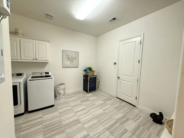 Single Family Residence For Sale in Collin County , 1711 Mountain Creek Lane, Prosper, Texas 75078, 4 Bedroom, 4 Bathroom, 3 Garage spaces, 3,123 Sqft, built in 2016, mls#21376361, Real Estate Agent in Prosper, Homes For Sale in Collin county, Homes For Sale in Prosper, Realtor in Prosper Texas, Real Estate Brokerage Independent Realty Texas, Luminita Cordes Realtor