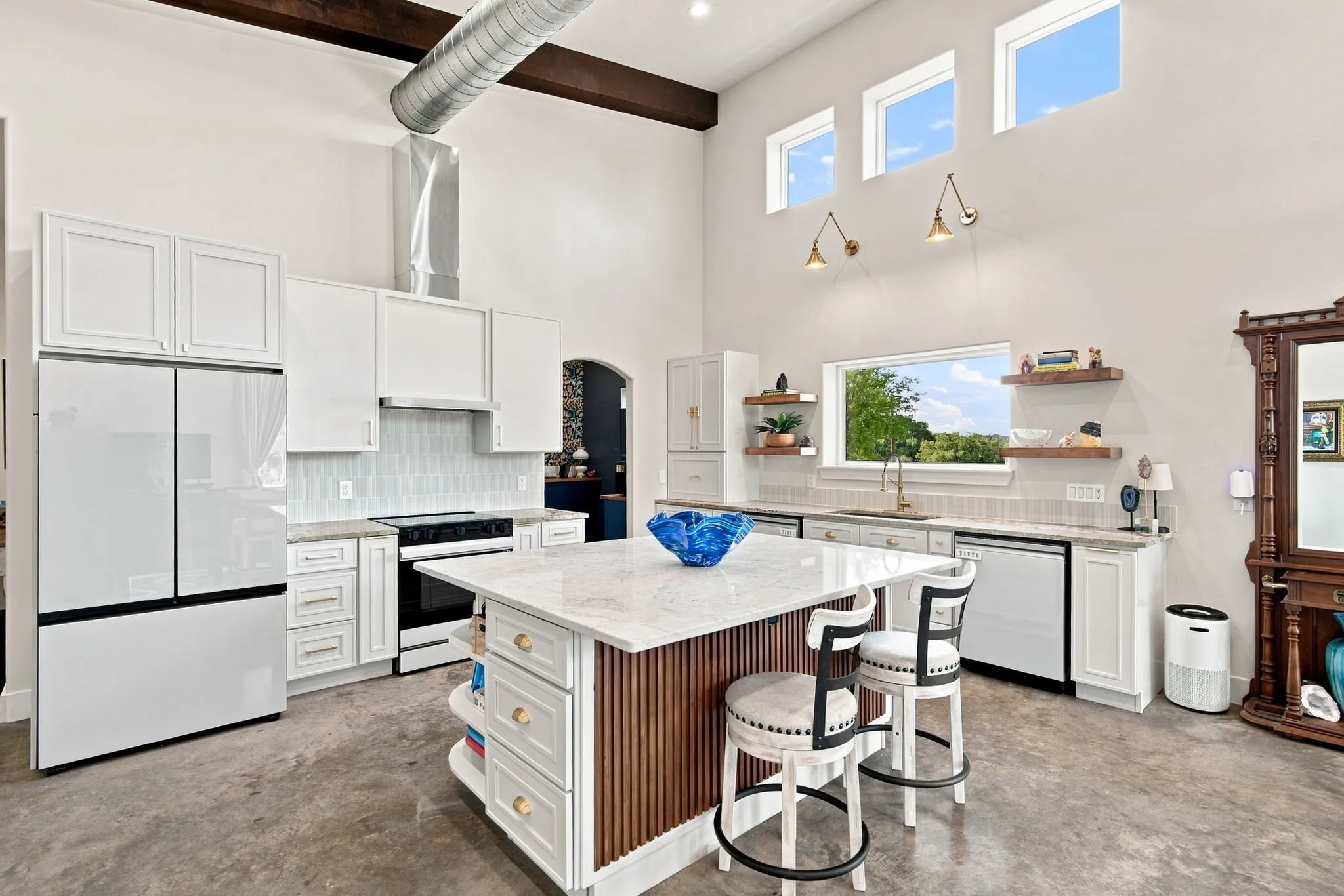 Single Family Residence For Sale in Parker County , 2430 N Cardinal Road, Reno, Texas 76020, 4 Bedroom, 3 Bathroom, 2 Garage spaces, 2,638 Sqft, built in 2024, mls#21367873, Real Estate Agent in Reno, Homes For Sale in Parker county, Homes For Sale in Reno, Realtor in Reno Texas, Real Estate Brokerage Independent Realty Texas, Luminita Cordes Realtor