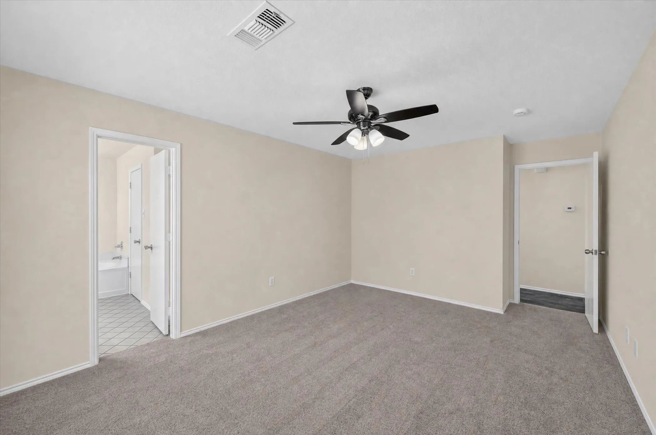 Single Family Residence For Sale in Johnson County , 1137 Darren Drive, Burleson, Texas 76028, 3 Bedroom, 2 Bathroom, 2 Garage spaces, 1,486 Sqft, built in 1999, mls#21376419, Real Estate Agent in Burleson, Homes For Sale in Johnson county, Homes For Sale in Burleson, Realtor in Burleson Texas, Real Estate Brokerage Independent Realty Texas, Luminita Cordes Realtor