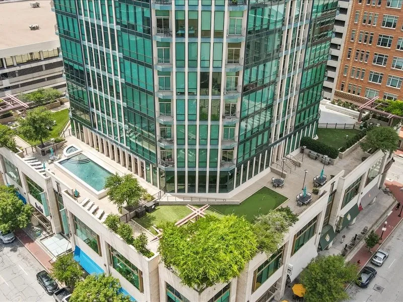 Condominium For Sale in Tarrant County , 500 Throckmorton Street 2111, Fort Worth, Texas 76102, 1 Bedroom, 2 Bathroom, 2 Garage spaces, 1,124 Sqft, built in 2005, mls#21376428, Real Estate Agent in Fort Worth, Homes For Sale in Tarrant county, Homes For Sale in Fort Worth, Realtor in Fort Worth Texas, Real Estate Brokerage Independent Realty Texas, Luminita Cordes Realtor