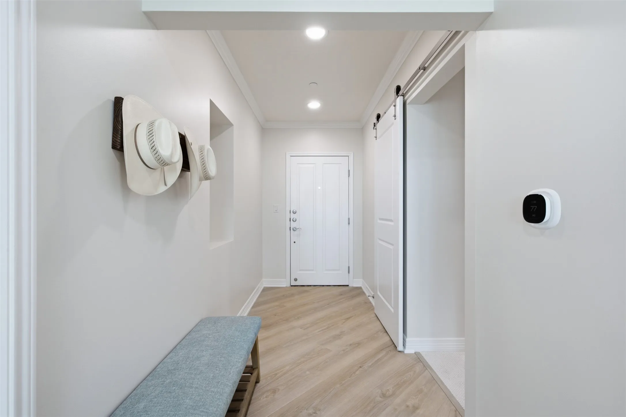 Condominium For Sale in Tarrant County , 500 Throckmorton Street 2111, Fort Worth, Texas 76102, 1 Bedroom, 2 Bathroom, 2 Garage spaces, 1,124 Sqft, built in 2005, mls#21376428, Real Estate Agent in Fort Worth, Homes For Sale in Tarrant county, Homes For Sale in Fort Worth, Realtor in Fort Worth Texas, Real Estate Brokerage Independent Realty Texas, Luminita Cordes Realtor