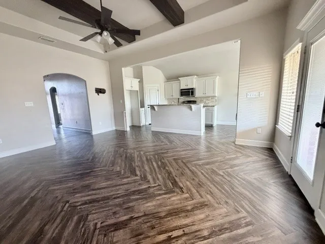 Single Family Residence For Sale in Taylor County , 3725 Bettes Lane, Abilene, Texas 79606, 3 Bedroom, 2 Bathroom, 2 Garage spaces, 1,554 Sqft, built in 2015, mls#21374719, Real Estate Agent in Abilene, Homes For Sale in Taylor county, Homes For Sale in Abilene, Realtor in Abilene Texas, Real Estate Brokerage Independent Realty Texas, Luminita Cordes Realtor