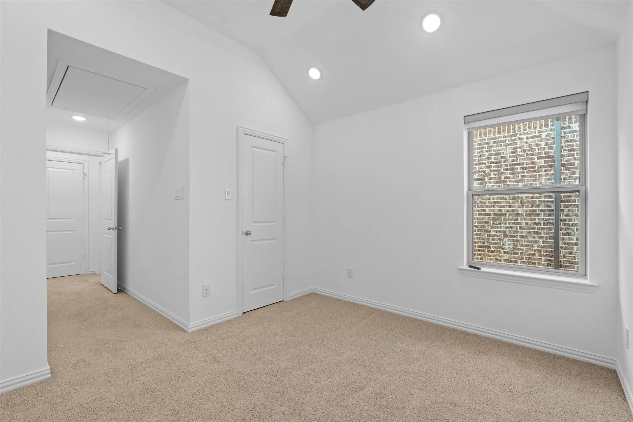 Single Family Residence For Sale in Tarrant County , 4320 Smokey Quartz Lane, Arlington, Texas 76005, 4 Bedroom, 3 Bathroom, 2 Garage spaces, 2,612 Sqft, built in 2022, mls#21373716, Real Estate Agent in Arlington, Homes For Sale in Tarrant county, Homes For Sale in Arlington, Realtor in Arlington Texas, Real Estate Brokerage Independent Realty Texas, Luminita Cordes Realtor