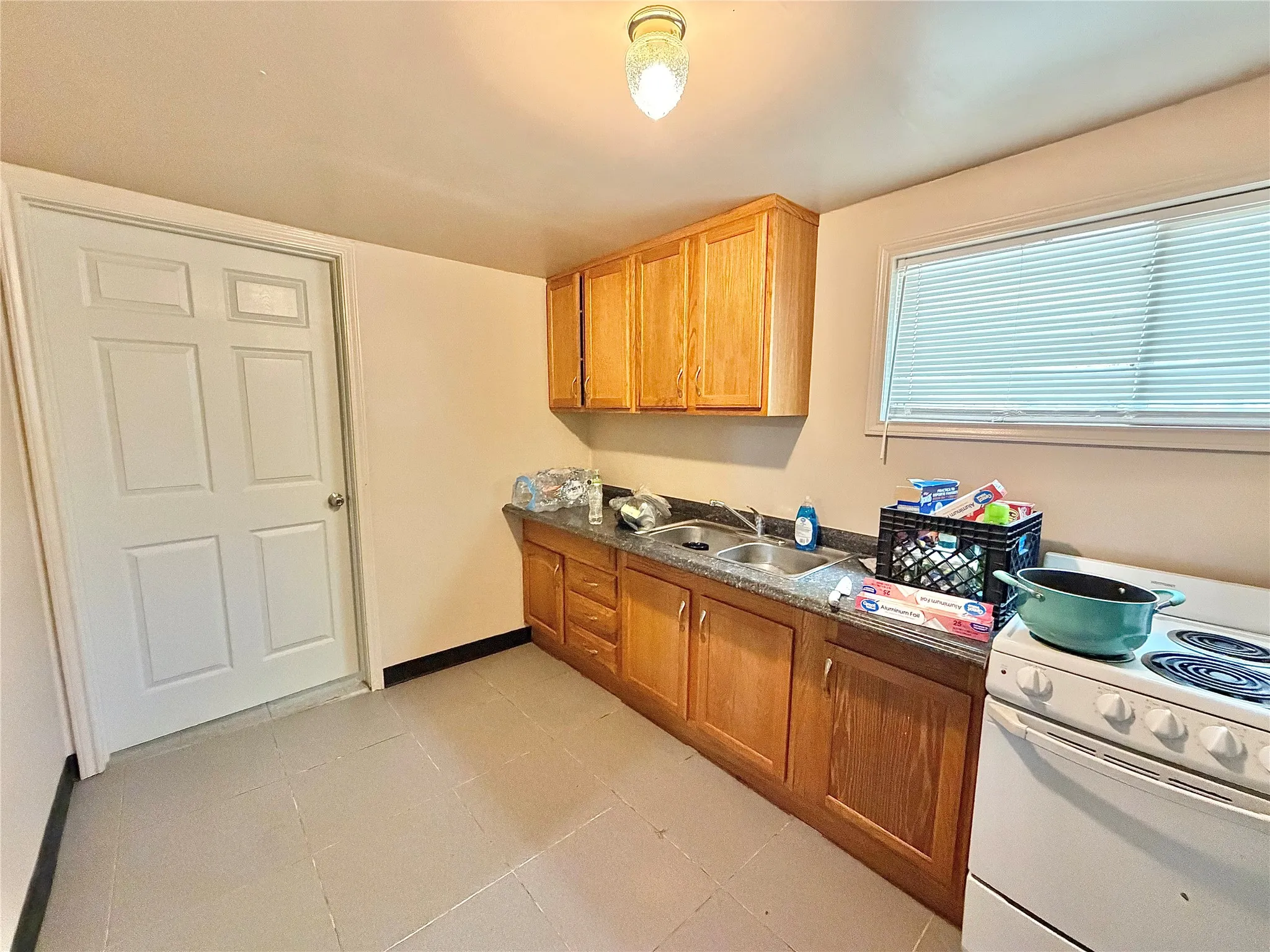 Single Family Residence For Sale in Mc Lennan County , 3137 Reuter Avenue, Waco, Texas 76708, 5 Bedroom, 2 Bathroom, Garage spaces, 1,039 Sqft, built in 1948, mls#21376382, Real Estate Agent in Waco, Homes For Sale in Mc Lennan county, Homes For Sale in Waco, Realtor in Waco Texas, Real Estate Brokerage Independent Realty Texas, Luminita Cordes Realtor