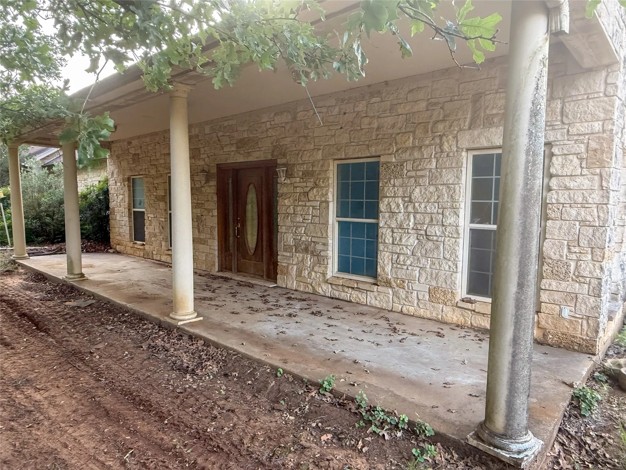 Single Family Residence For Sale in Johnson County , 1700 Don Lee Road, Joshua, Texas 76058, 3 Bedroom, 3 Bathroom, 2 Garage spaces, 2,655 Sqft, built in 2003, mls#21376435, Real Estate Agent in Joshua, Homes For Sale in Johnson county, Homes For Sale in Joshua, Realtor in Joshua Texas, Real Estate Brokerage Independent Realty Texas, Luminita Cordes Realtor