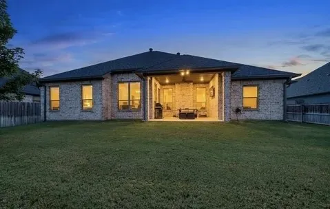 Single Family Residence For Sale in Smith County , 7264 Medio Creek, Tyler, Texas 75703, 4 Bedroom, 2 Bathroom, 2 Garage spaces, 2,239 Sqft, built in 2020, mls#21376368, Real Estate Agent in Tyler, Homes For Sale in Smith county, Homes For Sale in Tyler, Realtor in Tyler Texas, Real Estate Brokerage Independent Realty Texas, Luminita Cordes Realtor
