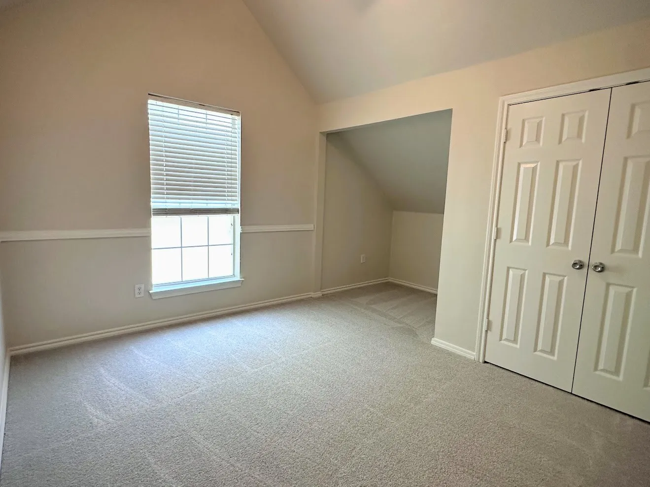 Single Family Residence For Rent in Collin County , 8813 Arbor Creek Lane, Mc Kinney, Texas 75072, 4 Bedroom, 3 Bathroom, 2 Garage spaces, 2,536 Sqft, built in 1999, mls#21375361, Real Estate Agent in Mc Kinney, Homes For Rent in Collin county, Homes For Rent in Mc Kinney, Realtor in Mc Kinney Texas, Real Estate Brokerage Independent Realty Texas, Luminita Cordes Realtor