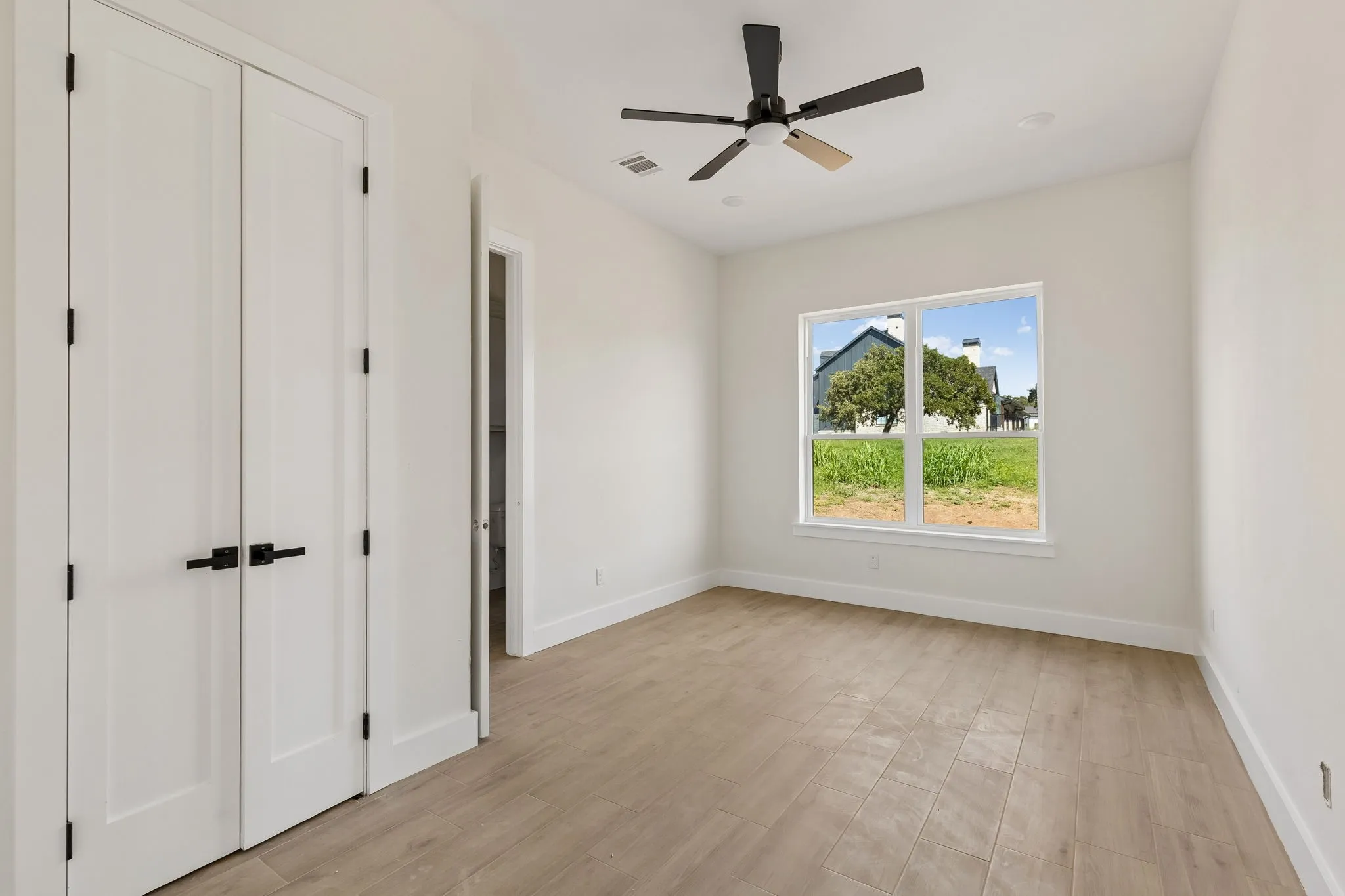 Single Family Residence For Sale in Johnson County , 308 Mint Ridge Drive, Burleson, Texas 76028, 4 Bedroom, 5 Bathroom, 4 Garage spaces, 4,667 Sqft, built in 2026, mls#21376431, Real Estate Agent in Burleson, Homes For Sale in Johnson county, Homes For Sale in Burleson, Realtor in Burleson Texas, Real Estate Brokerage Independent Realty Texas, Luminita Cordes Realtor
