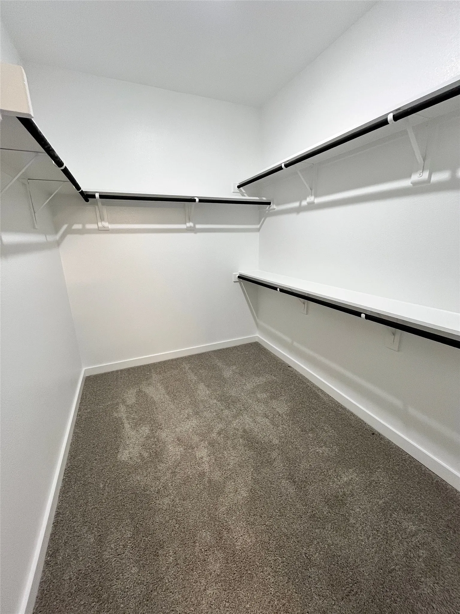 Duplex For Rent in Ellis County , 7000 Guilford Court, Midlothian, Texas 76065, 4 Bedroom, 2 Bathroom, 2 Garage spaces, 1,653 Sqft, built in 2025, mls#21376436, Real Estate Agent in Midlothian, Homes For Rent in Ellis county, Homes For Rent in Midlothian, Realtor in Midlothian Texas, Real Estate Brokerage Independent Realty Texas, Luminita Cordes Realtor