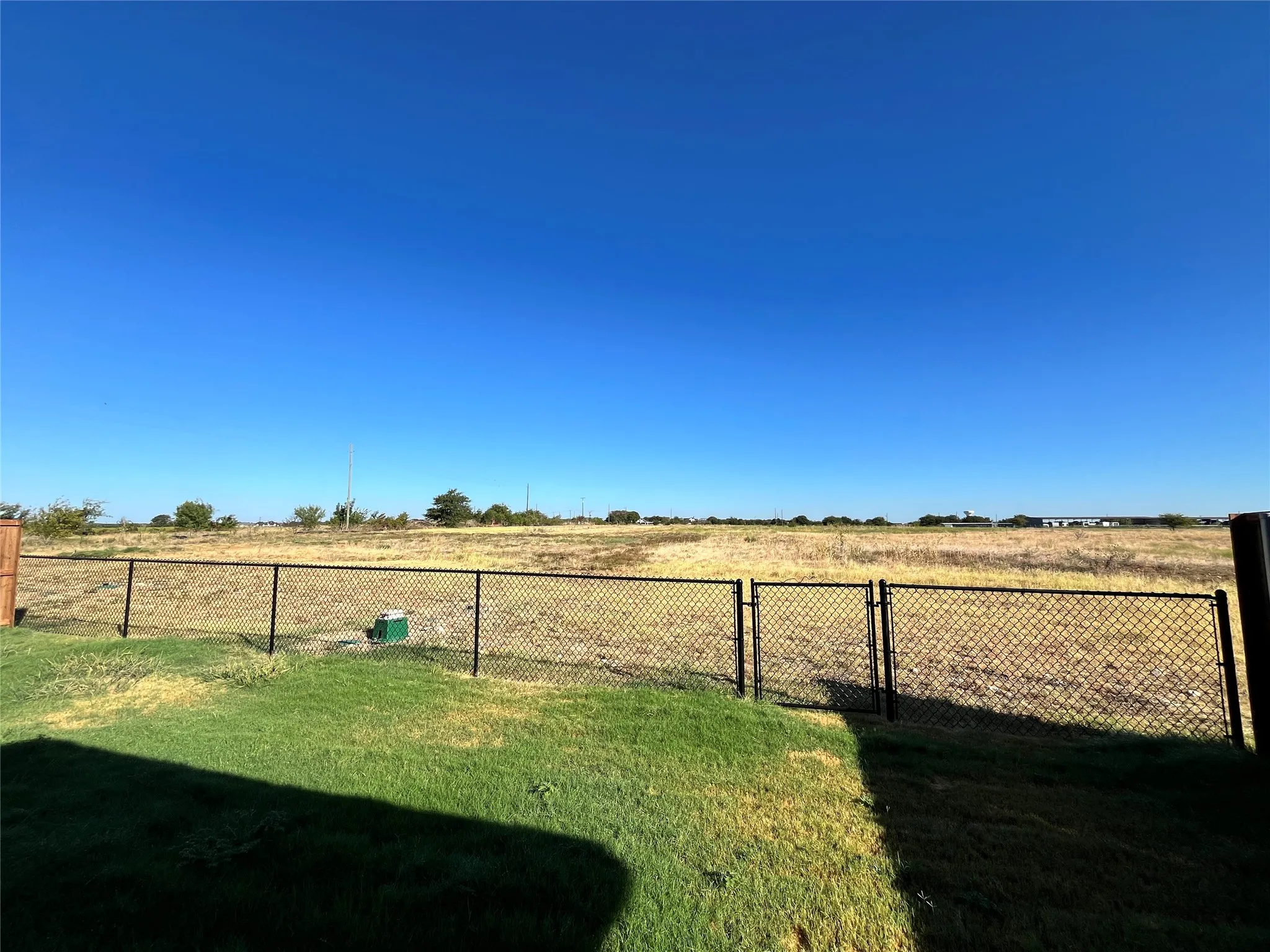 Duplex For Rent in Ellis County , 7000 Guilford Court, Midlothian, Texas 76065, 4 Bedroom, 2 Bathroom, 2 Garage spaces, 1,653 Sqft, built in 2025, mls#21376436, Real Estate Agent in Midlothian, Homes For Rent in Ellis county, Homes For Rent in Midlothian, Realtor in Midlothian Texas, Real Estate Brokerage Independent Realty Texas, Luminita Cordes Realtor