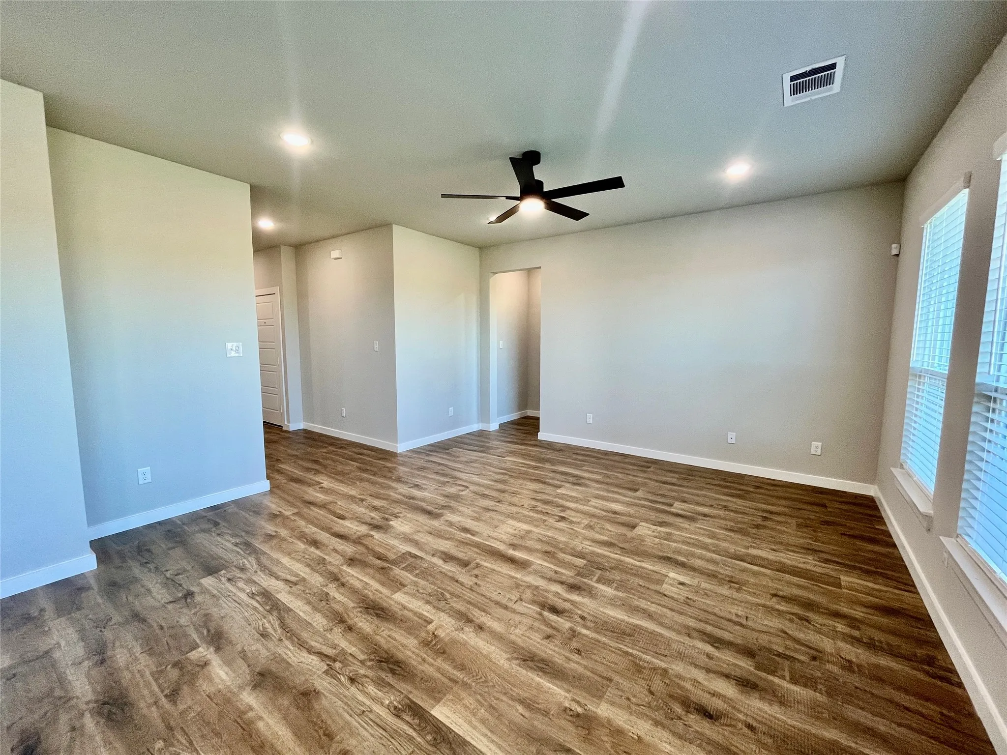 Duplex For Rent in Ellis County , 7000 Guilford Court, Midlothian, Texas 76065, 4 Bedroom, 2 Bathroom, 2 Garage spaces, 1,653 Sqft, built in 2025, mls#21376436, Real Estate Agent in Midlothian, Homes For Rent in Ellis county, Homes For Rent in Midlothian, Realtor in Midlothian Texas, Real Estate Brokerage Independent Realty Texas, Luminita Cordes Realtor