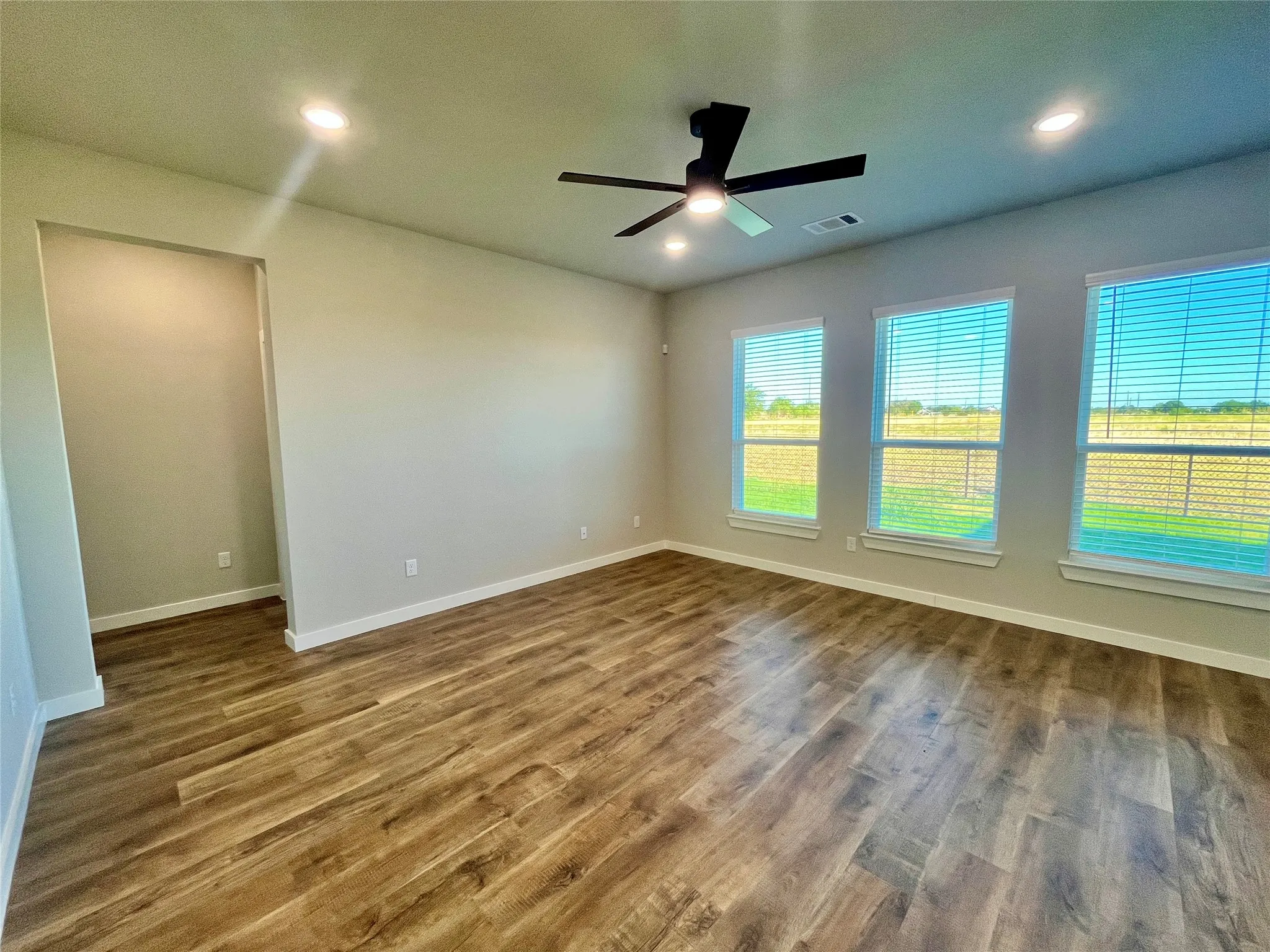 Duplex For Rent in Ellis County , 7000 Guilford Court, Midlothian, Texas 76065, 4 Bedroom, 2 Bathroom, 2 Garage spaces, 1,653 Sqft, built in 2025, mls#21376436, Real Estate Agent in Midlothian, Homes For Rent in Ellis county, Homes For Rent in Midlothian, Realtor in Midlothian Texas, Real Estate Brokerage Independent Realty Texas, Luminita Cordes Realtor