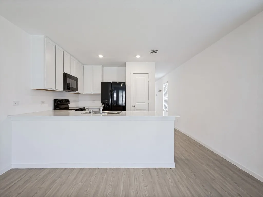 Single Family Residence For Rent in Collin County , 6736 Bramblewood Drive, Princeton, Texas 75407, 4 Bedroom, 2 Bathroom, 2 Garage spaces, 1,599 Sqft, built in 2024, mls#21376478, Real Estate Agent in Princeton, Homes For Rent in Collin county, Homes For Rent in Princeton, Realtor in Princeton Texas, Real Estate Brokerage Independent Realty Texas, Luminita Cordes Realtor