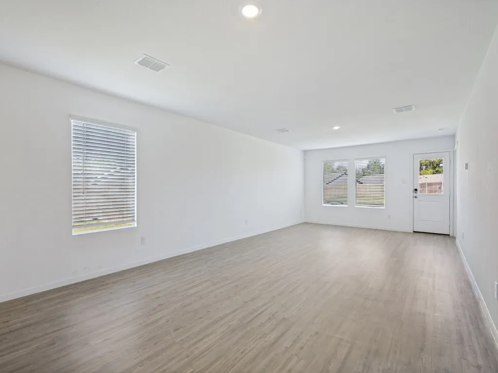 Single Family Residence For Rent in Collin County , 6736 Bramblewood Drive, Princeton, Texas 75407, 4 Bedroom, 2 Bathroom, 2 Garage spaces, 1,599 Sqft, built in 2024, mls#21376478, Real Estate Agent in Princeton, Homes For Rent in Collin county, Homes For Rent in Princeton, Realtor in Princeton Texas, Real Estate Brokerage Independent Realty Texas, Luminita Cordes Realtor