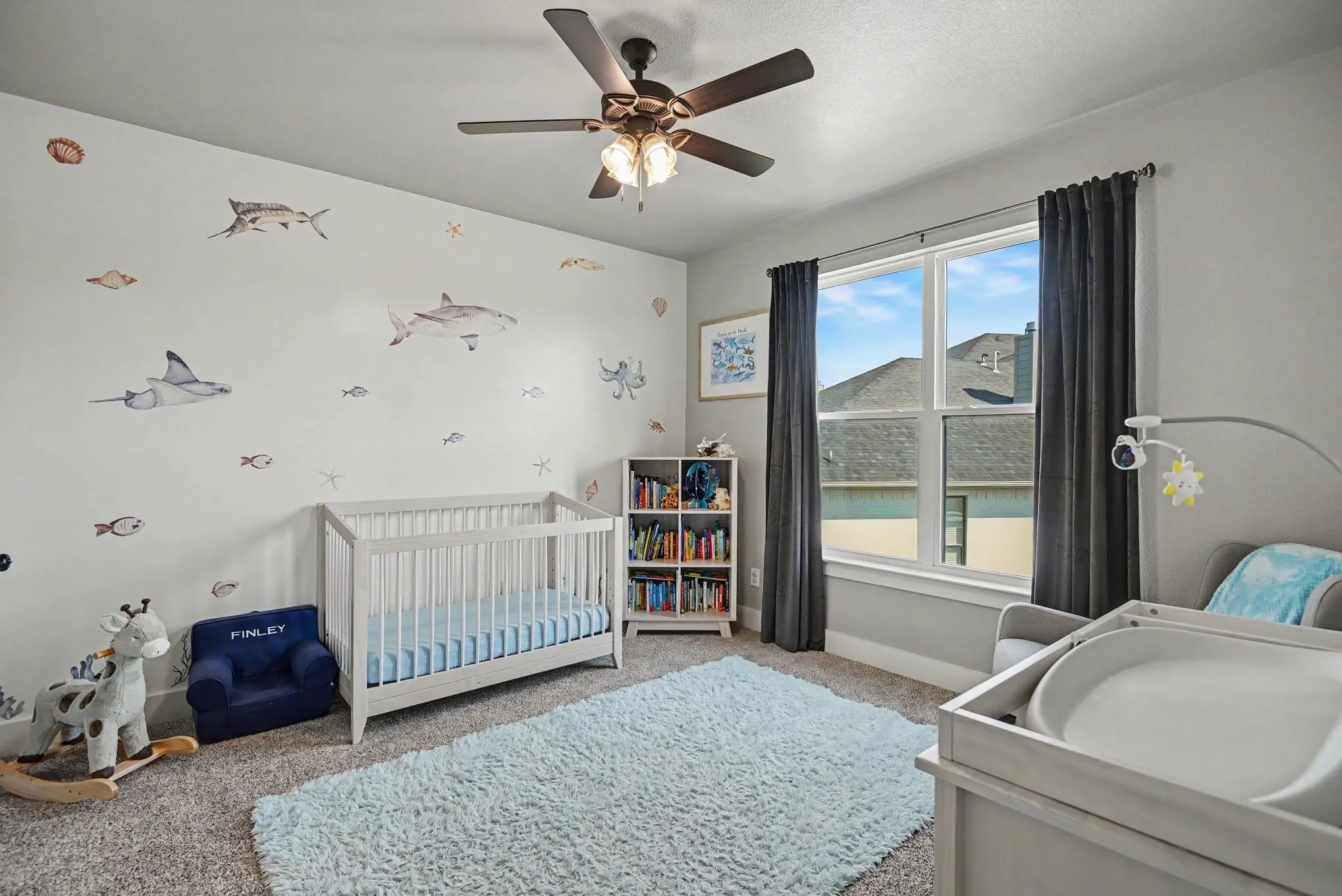Secondary bedroom