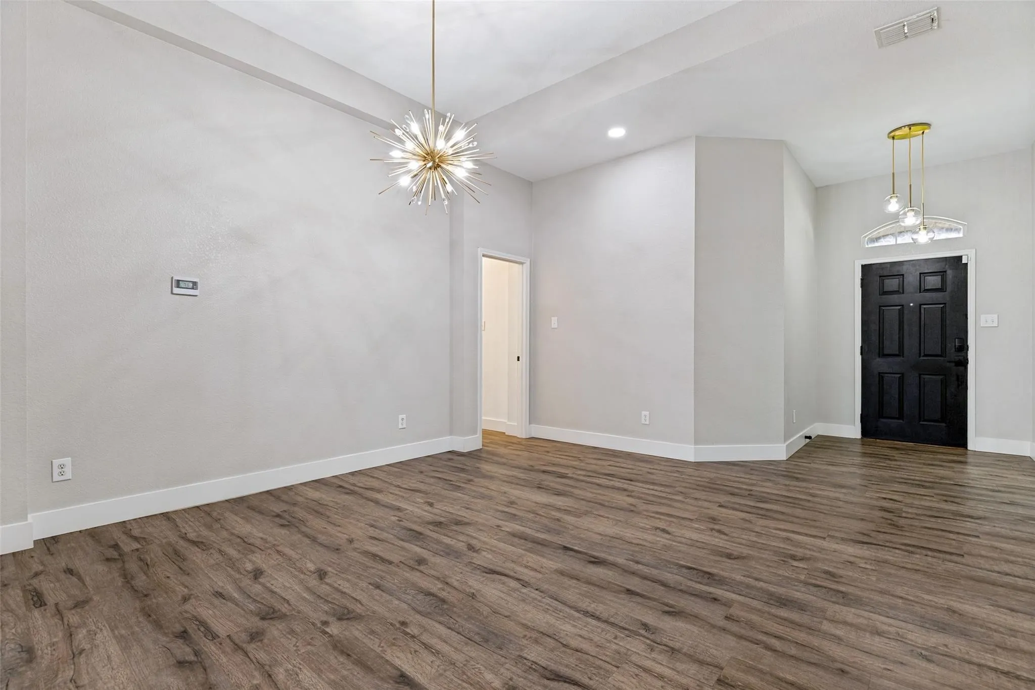 Single Family Residence For Rent in Collin County , 1535 Sandlewood Drive, Allen, Texas 75002, 3 Bedroom, 2 Bathroom, 2 Garage spaces, 2,537 Sqft, built in 2004, mls#21376460, Real Estate Agent in Allen, Homes For Rent in Collin county, Homes For Rent in Allen, Realtor in Allen Texas, Real Estate Brokerage Independent Realty Texas, Luminita Cordes Realtor