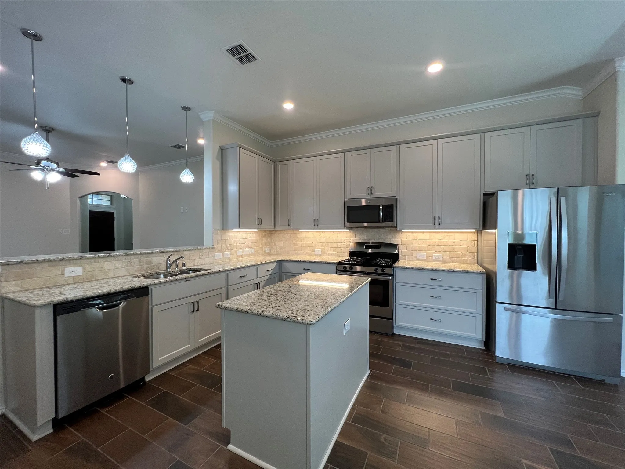 Single Family Residence For Rent in Denton County , 14516 Chino Drive, Fort Worth, Texas 76052, 3 Bedroom, 2 Bathroom, 2 Garage spaces, 1,686 Sqft, built in 2015, mls#21376487, Real Estate Agent in Fort Worth, Homes For Rent in Denton county, Homes For Rent in Fort Worth, Realtor in Fort Worth Texas, Real Estate Brokerage Independent Realty Texas, Luminita Cordes Realtor