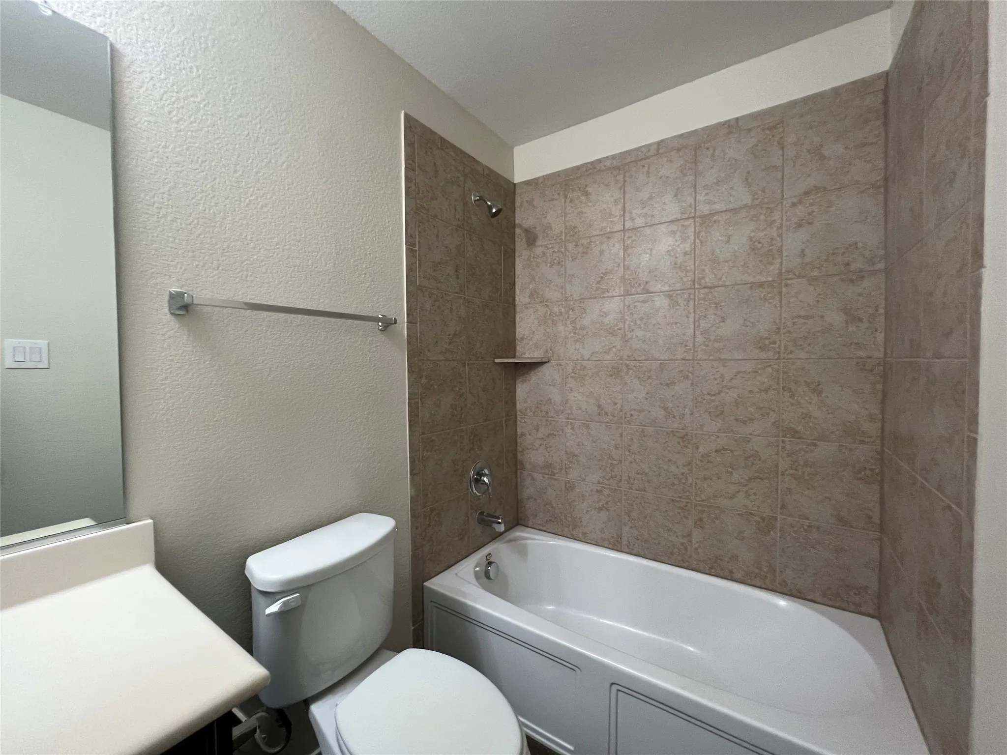 Single Family Residence For Rent in Denton County , 14516 Chino Drive, Fort Worth, Texas 76052, 3 Bedroom, 2 Bathroom, 2 Garage spaces, 1,686 Sqft, built in 2015, mls#21376487, Real Estate Agent in Fort Worth, Homes For Rent in Denton county, Homes For Rent in Fort Worth, Realtor in Fort Worth Texas, Real Estate Brokerage Independent Realty Texas, Luminita Cordes Realtor