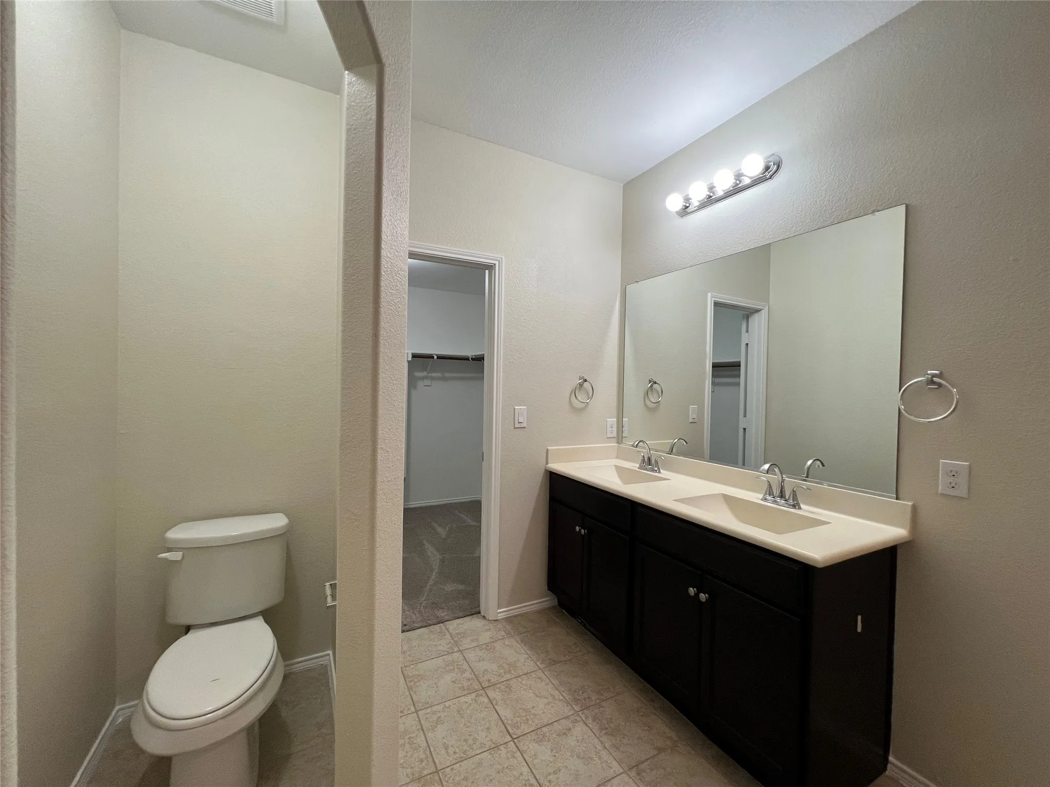 Single Family Residence For Rent in Denton County , 14516 Chino Drive, Fort Worth, Texas 76052, 3 Bedroom, 2 Bathroom, 2 Garage spaces, 1,686 Sqft, built in 2015, mls#21376487, Real Estate Agent in Fort Worth, Homes For Rent in Denton county, Homes For Rent in Fort Worth, Realtor in Fort Worth Texas, Real Estate Brokerage Independent Realty Texas, Luminita Cordes Realtor