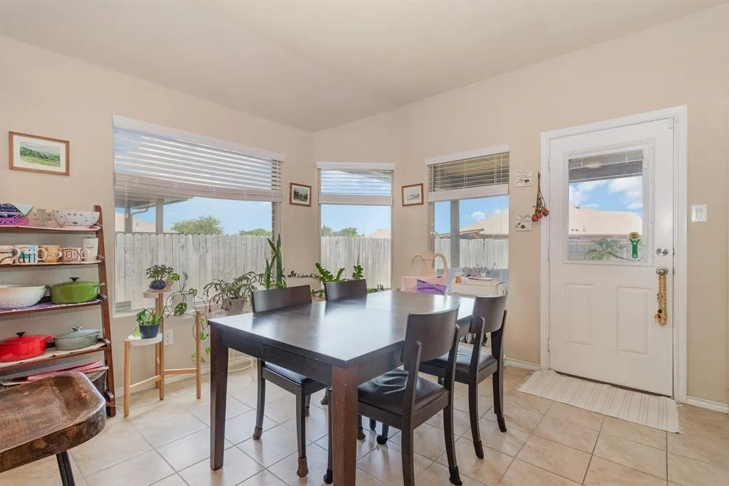 Single Family Residence For Rent in Tarrant County , 1629 Milledge Road, Fort Worth, Texas 76120, 4 Bedroom, 2 Bathroom, 2 Garage spaces, 1,772 Sqft, built in 2017, mls#21376491, Real Estate Agent in Fort Worth, Homes For Rent in Tarrant county, Homes For Rent in Fort Worth, Realtor in Fort Worth Texas, Real Estate Brokerage Independent Realty Texas, Luminita Cordes Realtor