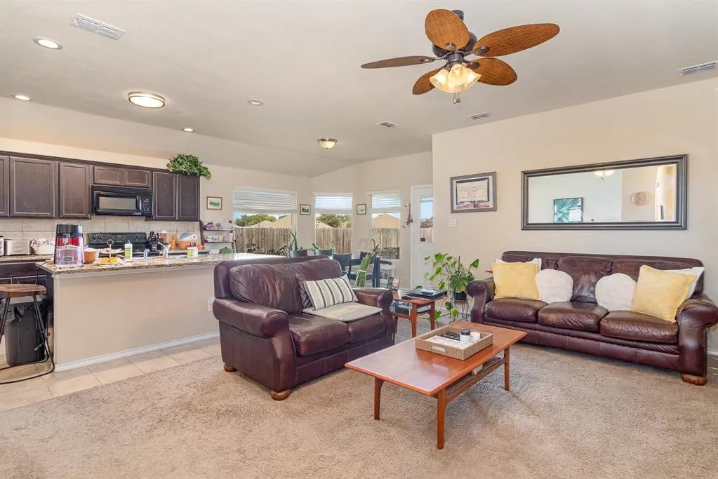 Single Family Residence For Rent in Tarrant County , 1629 Milledge Road, Fort Worth, Texas 76120, 4 Bedroom, 2 Bathroom, 2 Garage spaces, 1,772 Sqft, built in 2017, mls#21376491, Real Estate Agent in Fort Worth, Homes For Rent in Tarrant county, Homes For Rent in Fort Worth, Realtor in Fort Worth Texas, Real Estate Brokerage Independent Realty Texas, Luminita Cordes Realtor