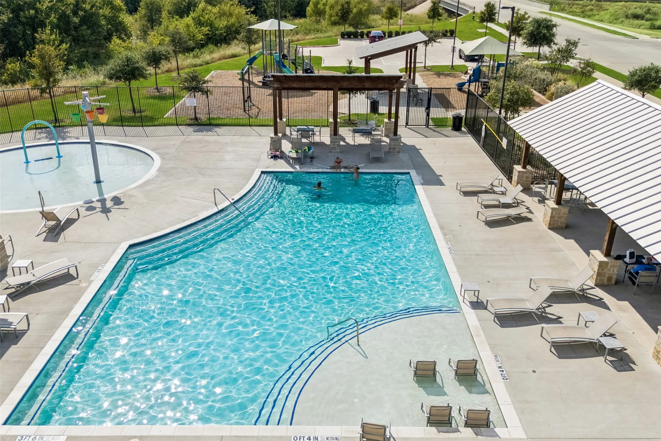 Single Family Residence For Sale in Tarrant County , 9213 Hill Topper Trail, Fort Worth, Texas 76131, 4 Bedroom, 2 Bathroom, 2 Garage spaces, 1,797 Sqft, built in 2019, mls#21373748, Real Estate Agent in Fort Worth, Homes For Sale in Tarrant county, Homes For Sale in Fort Worth, Realtor in Fort Worth Texas, Real Estate Brokerage Independent Realty Texas, Luminita Cordes Realtor