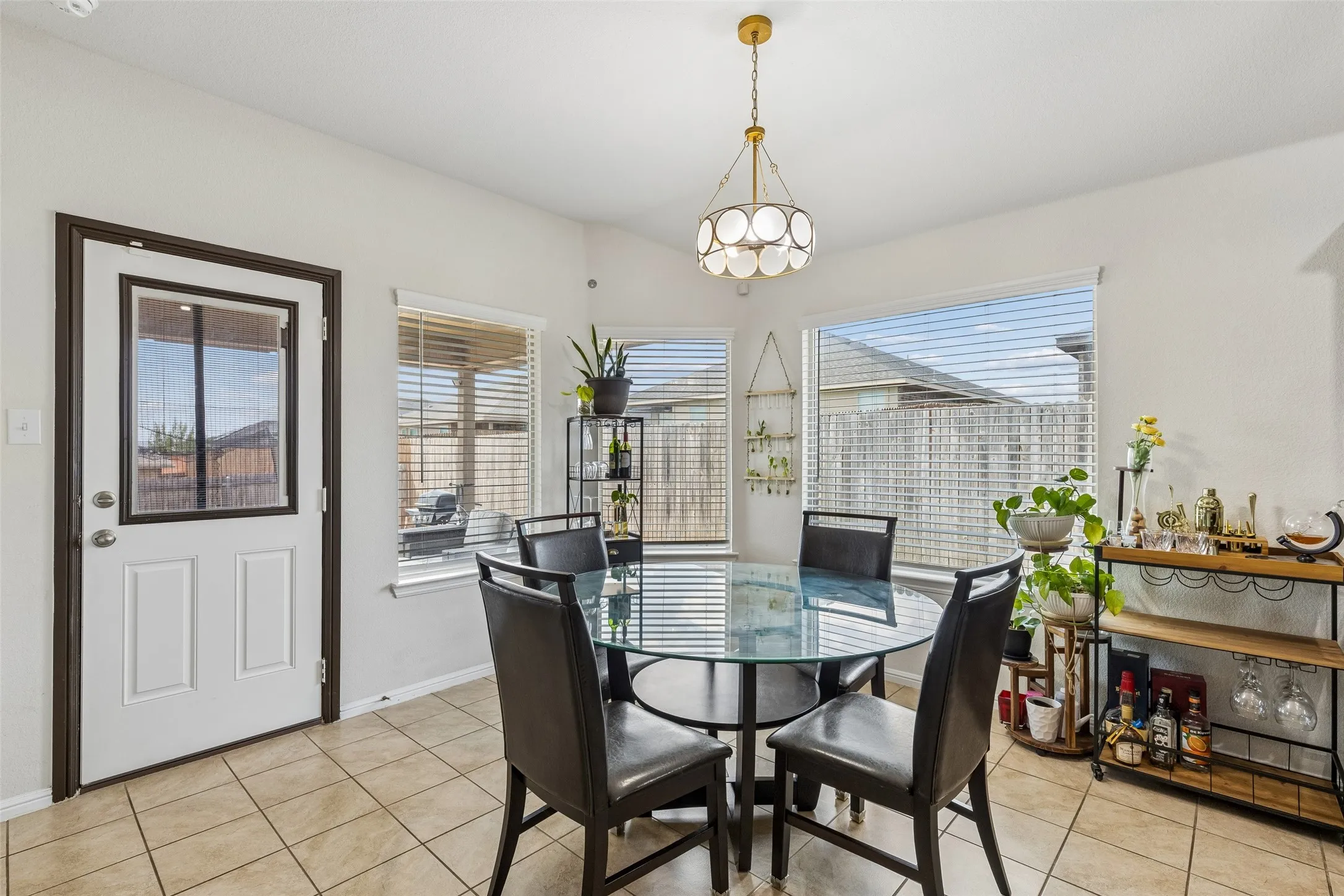 Single Family Residence For Sale in Tarrant County , 9213 Hill Topper Trail, Fort Worth, Texas 76131, 4 Bedroom, 2 Bathroom, 2 Garage spaces, 1,797 Sqft, built in 2019, mls#21373748, Real Estate Agent in Fort Worth, Homes For Sale in Tarrant county, Homes For Sale in Fort Worth, Realtor in Fort Worth Texas, Real Estate Brokerage Independent Realty Texas, Luminita Cordes Realtor