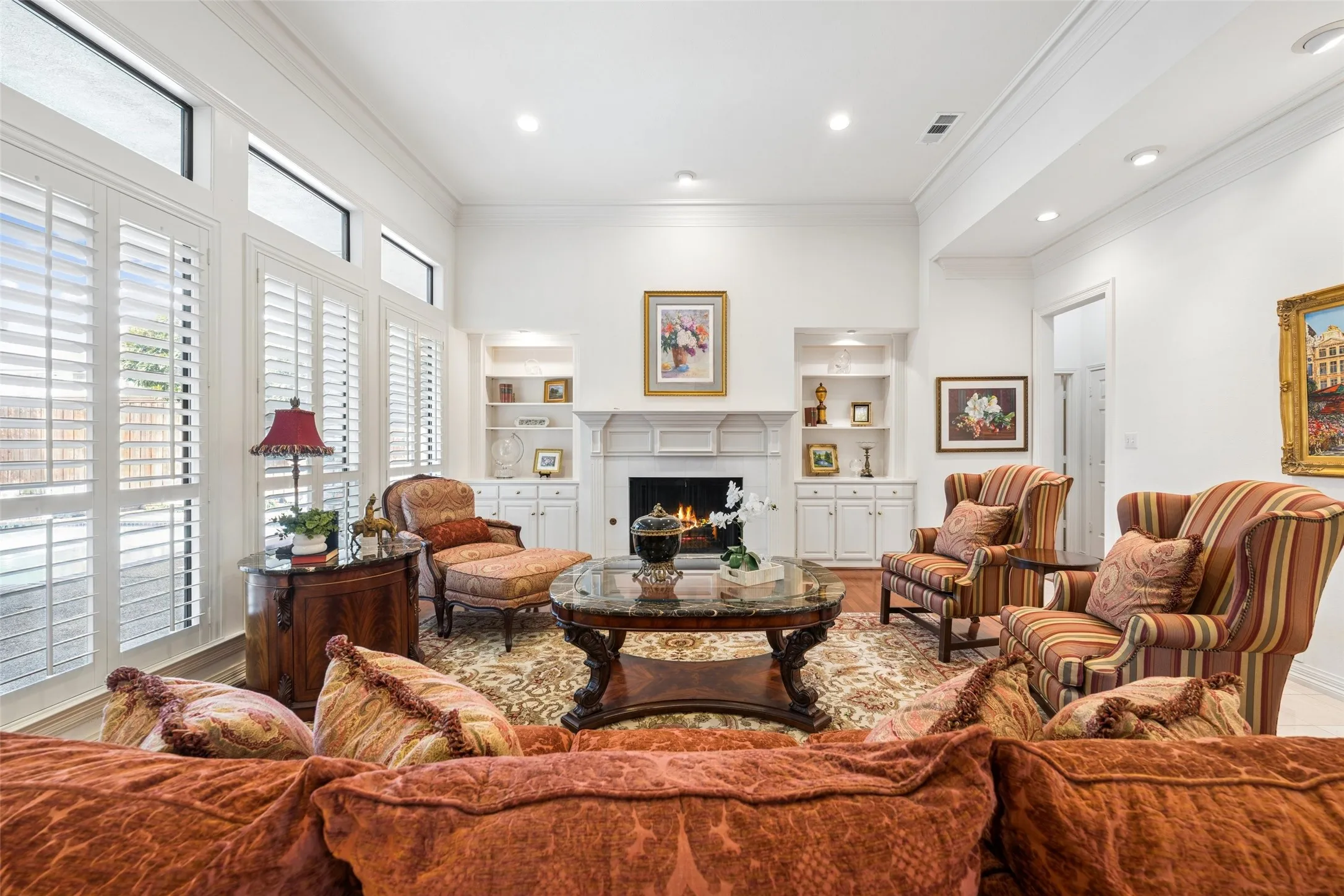 Single Family Residence For Sale in Collin County , 4428 Hollow Oak Drive, Dallas, Texas 75287, 4 Bedroom, 4 Bathroom, 2 Garage spaces, 3,605 Sqft, built in 1988, mls#21375394, Real Estate Agent in Dallas, Homes For Sale in Collin county, Homes For Sale in Dallas, Realtor in Dallas Texas, Real Estate Brokerage Independent Realty Texas, Luminita Cordes Realtor