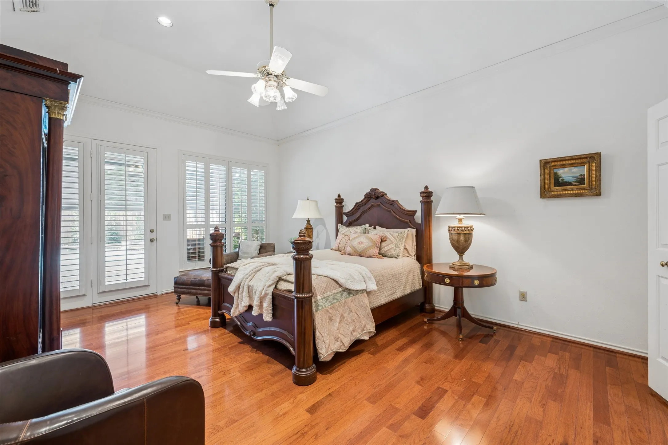 Single Family Residence For Sale in Collin County , 4428 Hollow Oak Drive, Dallas, Texas 75287, 4 Bedroom, 4 Bathroom, 2 Garage spaces, 3,605 Sqft, built in 1988, mls#21375394, Real Estate Agent in Dallas, Homes For Sale in Collin county, Homes For Sale in Dallas, Realtor in Dallas Texas, Real Estate Brokerage Independent Realty Texas, Luminita Cordes Realtor