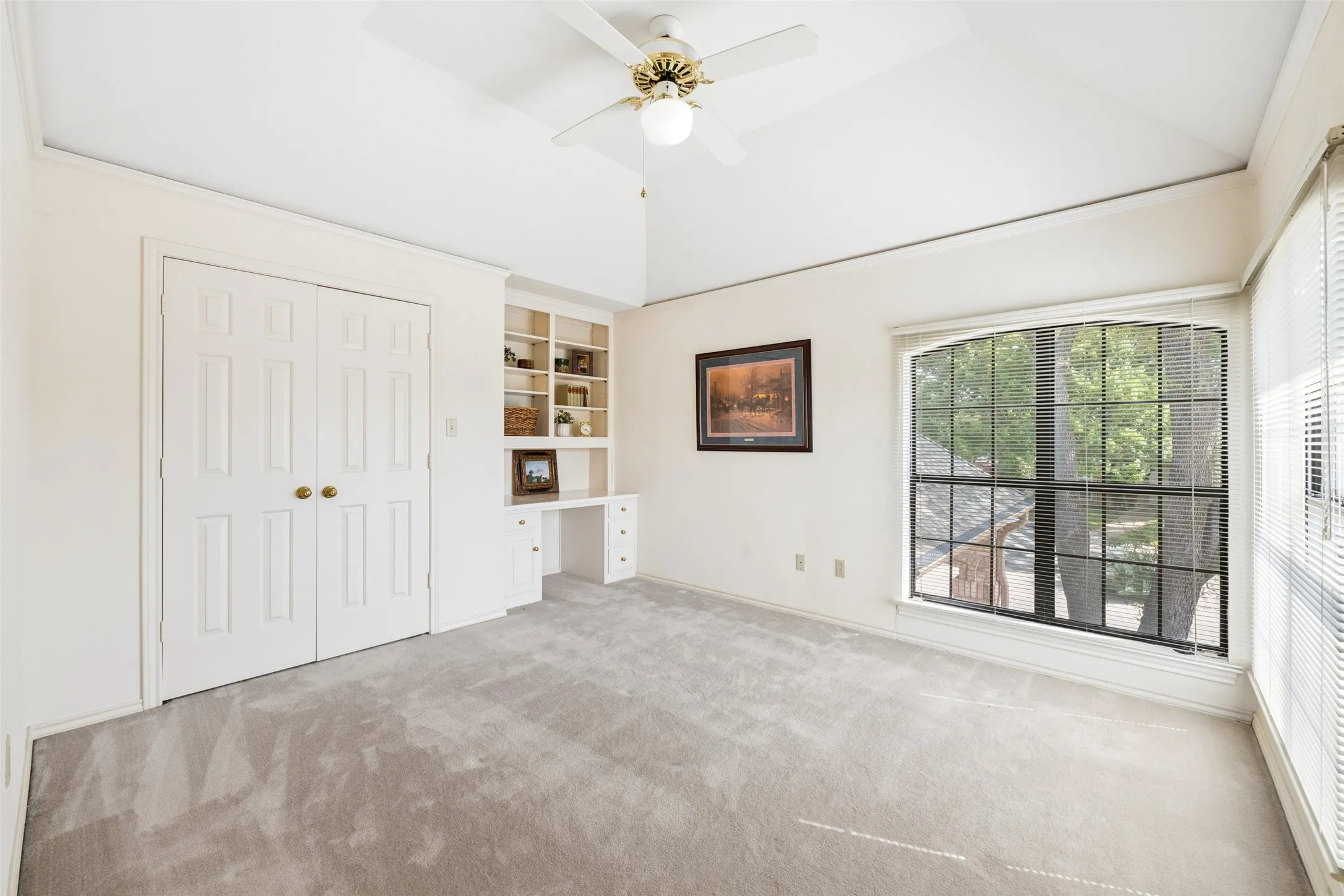 Single Family Residence For Sale in Collin County , 4428 Hollow Oak Drive, Dallas, Texas 75287, 4 Bedroom, 4 Bathroom, 2 Garage spaces, 3,605 Sqft, built in 1988, mls#21375394, Real Estate Agent in Dallas, Homes For Sale in Collin county, Homes For Sale in Dallas, Realtor in Dallas Texas, Real Estate Brokerage Independent Realty Texas, Luminita Cordes Realtor
