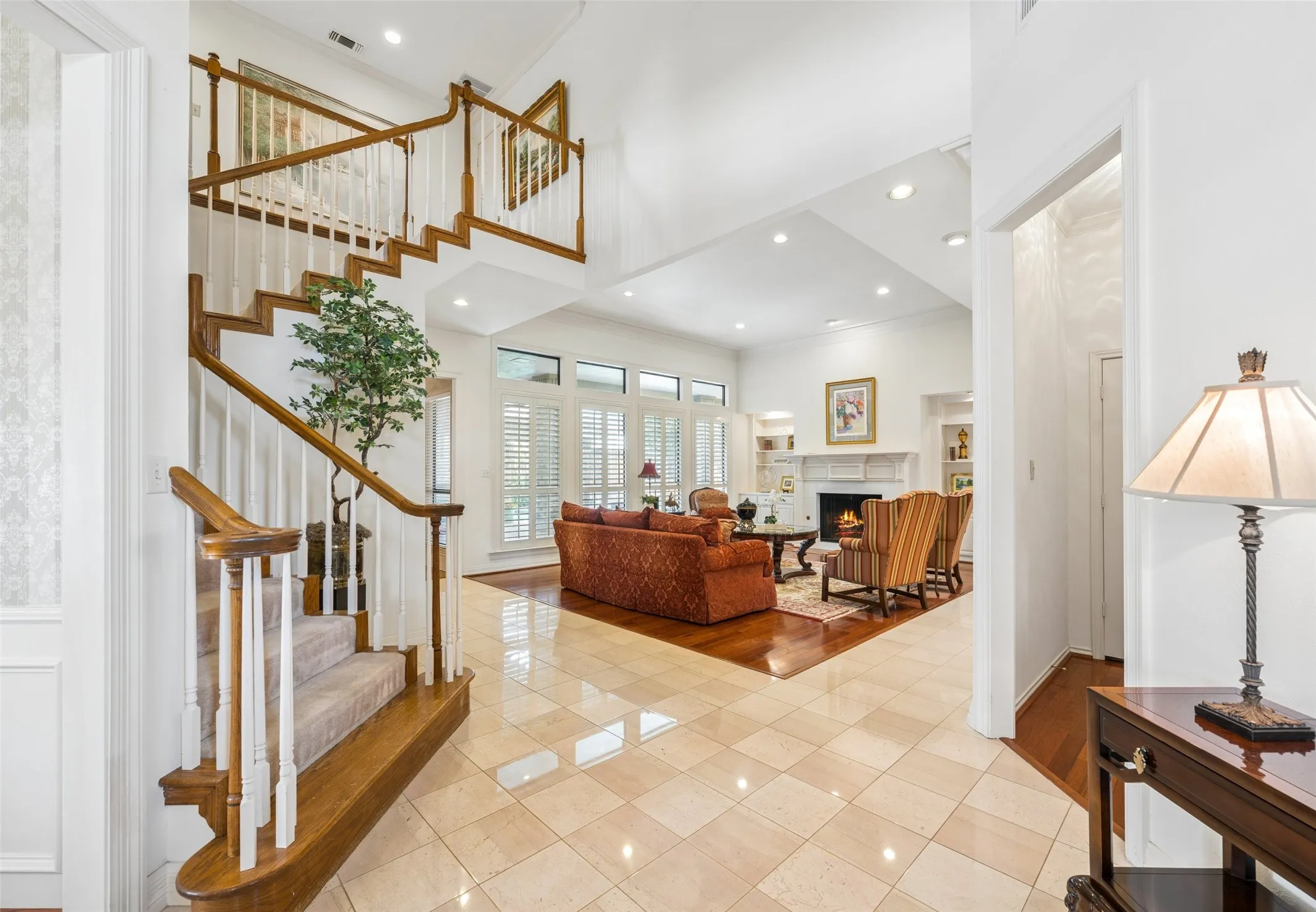 Single Family Residence For Sale in Collin County , 4428 Hollow Oak Drive, Dallas, Texas 75287, 4 Bedroom, 4 Bathroom, 2 Garage spaces, 3,605 Sqft, built in 1988, mls#21375394, Real Estate Agent in Dallas, Homes For Sale in Collin county, Homes For Sale in Dallas, Realtor in Dallas Texas, Real Estate Brokerage Independent Realty Texas, Luminita Cordes Realtor