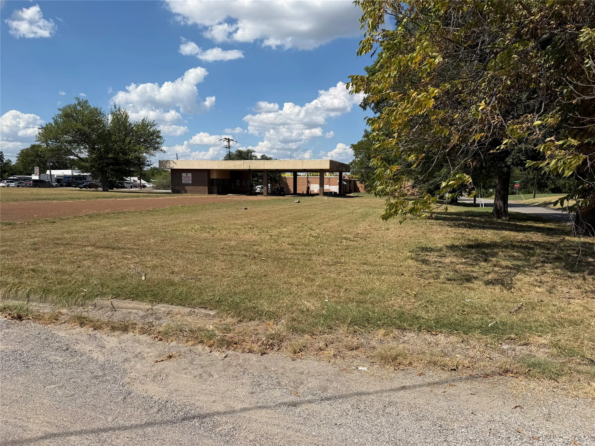Office For Sale in Hunt County , 2701 Marshall Street, Greenville, Texas 75401, 0, 0, Garage spaces, 0 Sqft, built in 1980, mls#21374226, Real Estate Agent in Greenville, Homes For Sale in Hunt county, Homes For Sale in Greenville, Realtor in Greenville Texas, Real Estate Brokerage Independent Realty Texas, Luminita Cordes Realtor