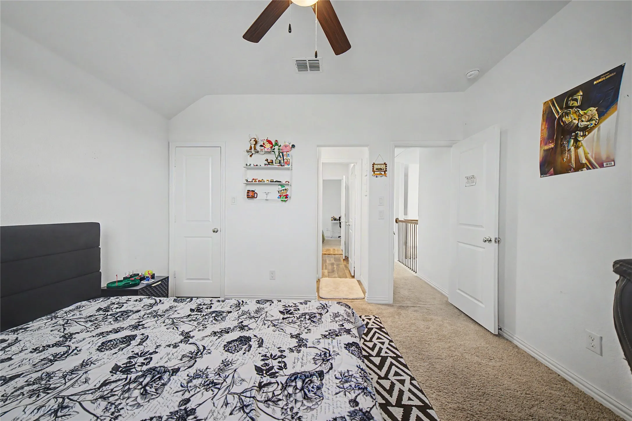 Single Family Residence For Sale in Collin County , 10011 Sovereign Drive, Frisco, Texas 75035, 4 Bedroom, 4 Bathroom, 2 Garage spaces, 3,183 Sqft, built in 2021, mls#21376498, Real Estate Agent in Frisco, Homes For Sale in Collin county, Homes For Sale in Frisco, Realtor in Frisco Texas, Real Estate Brokerage Independent Realty Texas, Luminita Cordes Realtor