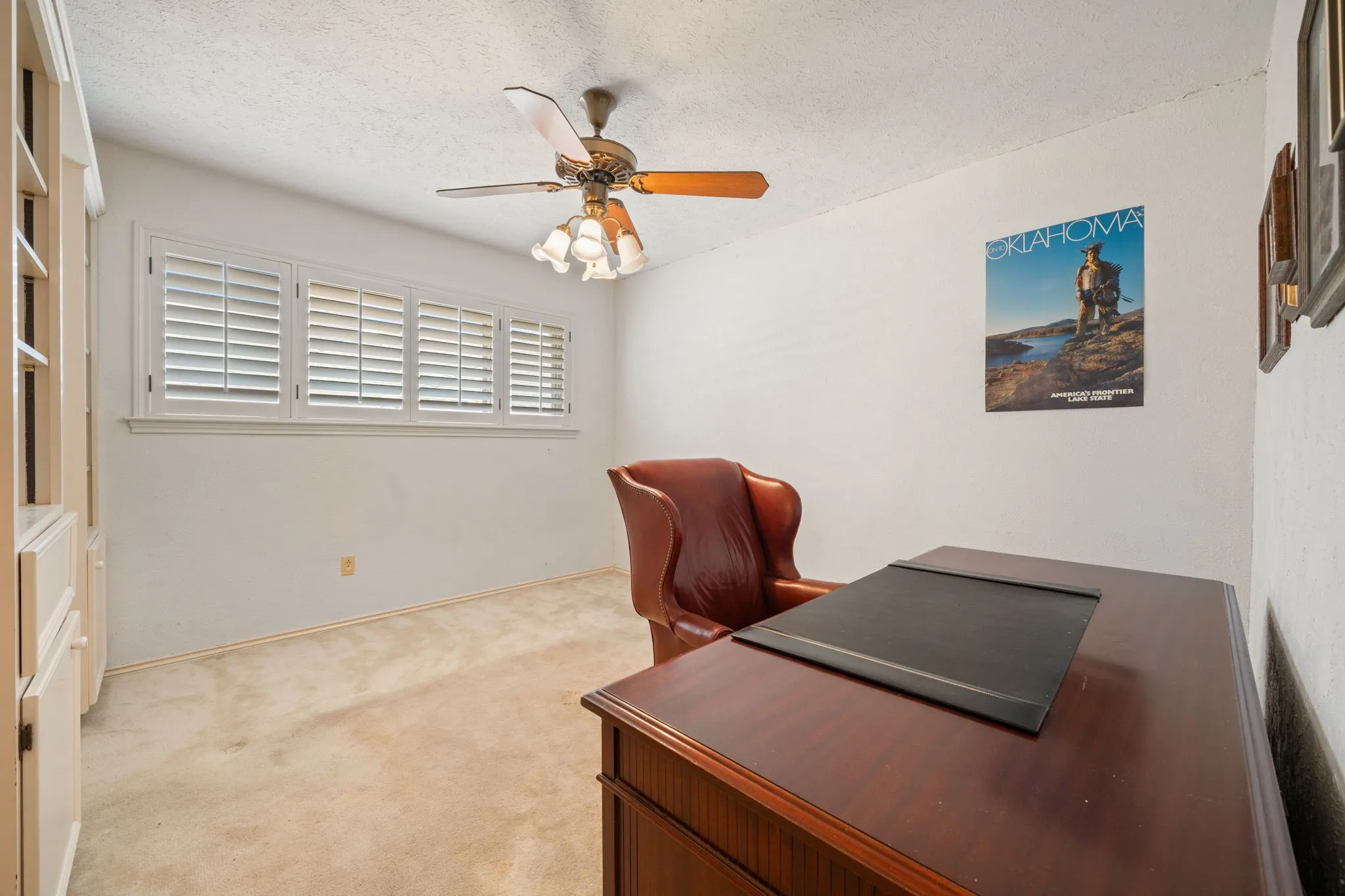 Single Family Residence For Sale in Dallas County , 2702 Wagonwheel Drive, Carrollton, Texas 75006, 4 Bedroom, 3 Bathroom, 2 Garage spaces, 2,493 Sqft, built in 1974, mls#21376175, Real Estate Agent in Carrollton, Homes For Sale in Dallas county, Homes For Sale in Carrollton, Realtor in Carrollton Texas, Real Estate Brokerage Independent Realty Texas, Luminita Cordes Realtor