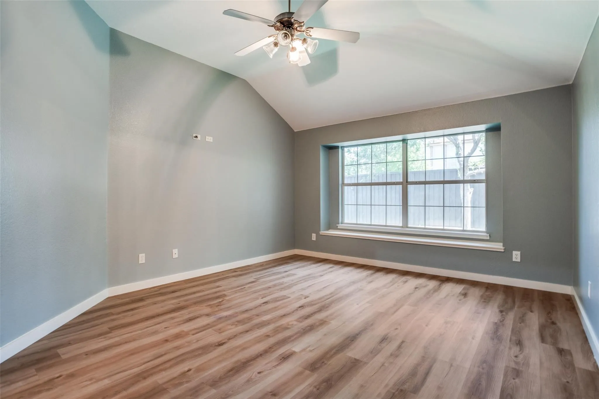 Single Family Residence For Rent in Collin County , 3925 La Tierra Linda Trail, Mc Kinney, Texas 75070, 3 Bedroom, 2 Bathroom, 2 Garage spaces, 1,919 Sqft, built in 2006, mls#21374944, Real Estate Agent in Mc Kinney, Homes For Rent in Collin county, Homes For Rent in Mc Kinney, Realtor in Mc Kinney Texas, Real Estate Brokerage Independent Realty Texas, Luminita Cordes Realtor