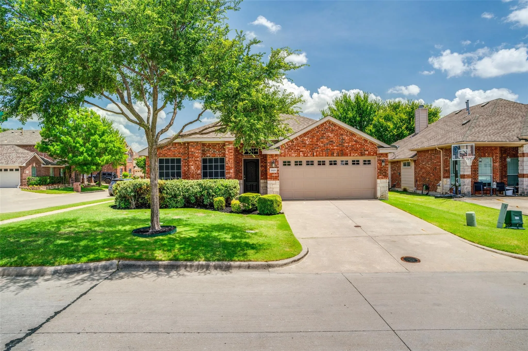Single Family Residence For Rent in Collin County , 3925 La Tierra Linda Trail, Mc Kinney, Texas 75070, 3 Bedroom, 2 Bathroom, 2 Garage spaces, 1,919 Sqft, built in 2006, mls#21374944, Real Estate Agent in Mc Kinney, Homes For Rent in Collin county, Homes For Rent in Mc Kinney, Realtor in Mc Kinney Texas, Real Estate Brokerage Independent Realty Texas, Luminita Cordes Realtor