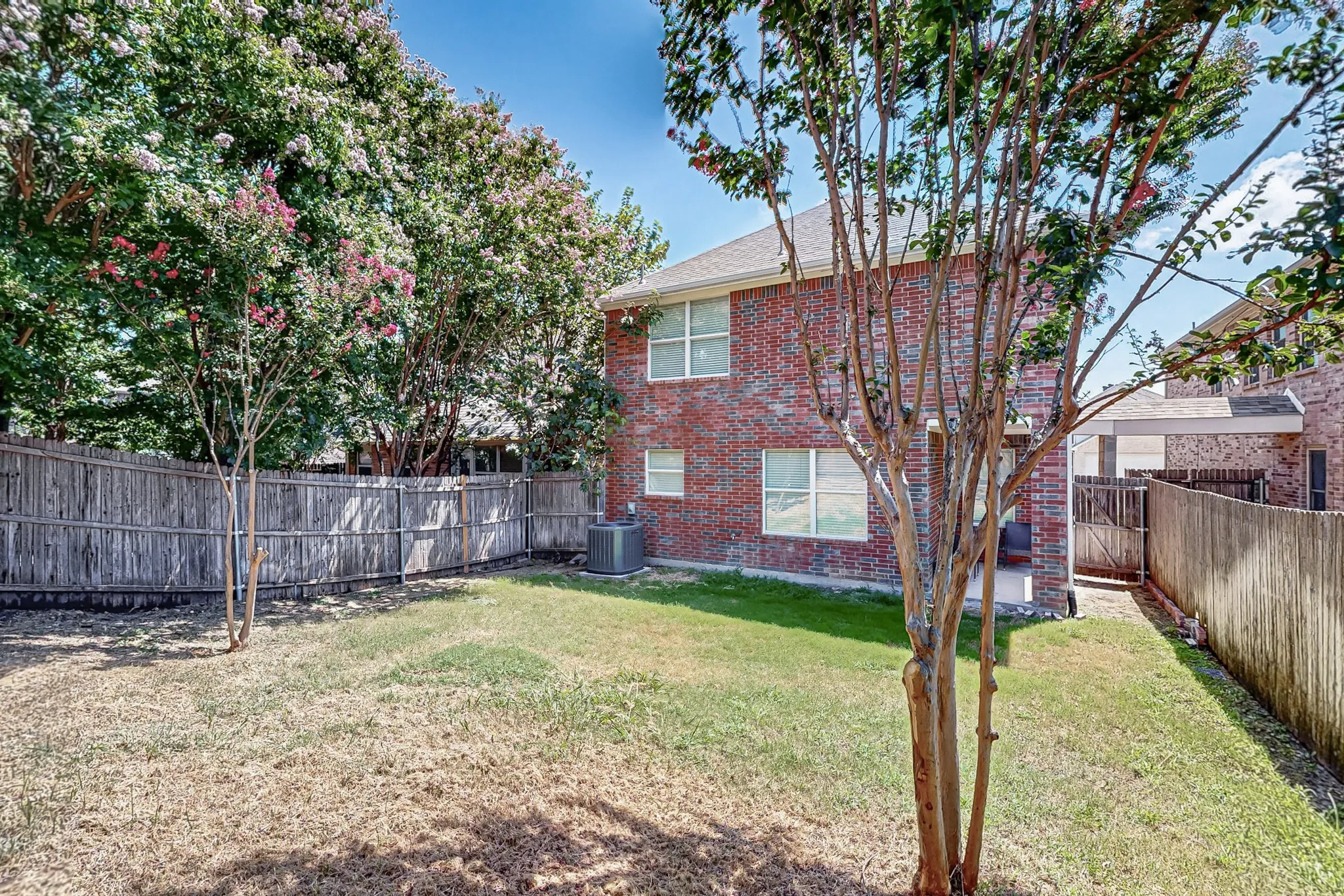 Single Family Residence For Rent in Collin County , 321 Stephanie Street, Wylie, Texas 75098, 3 Bedroom, 3 Bathroom, 2 Garage spaces, 1,476 Sqft, built in 2006, mls#21375354, Real Estate Agent in Wylie, Homes For Rent in Collin county, Homes For Rent in Wylie, Realtor in Wylie Texas, Real Estate Brokerage Independent Realty Texas, Luminita Cordes Realtor