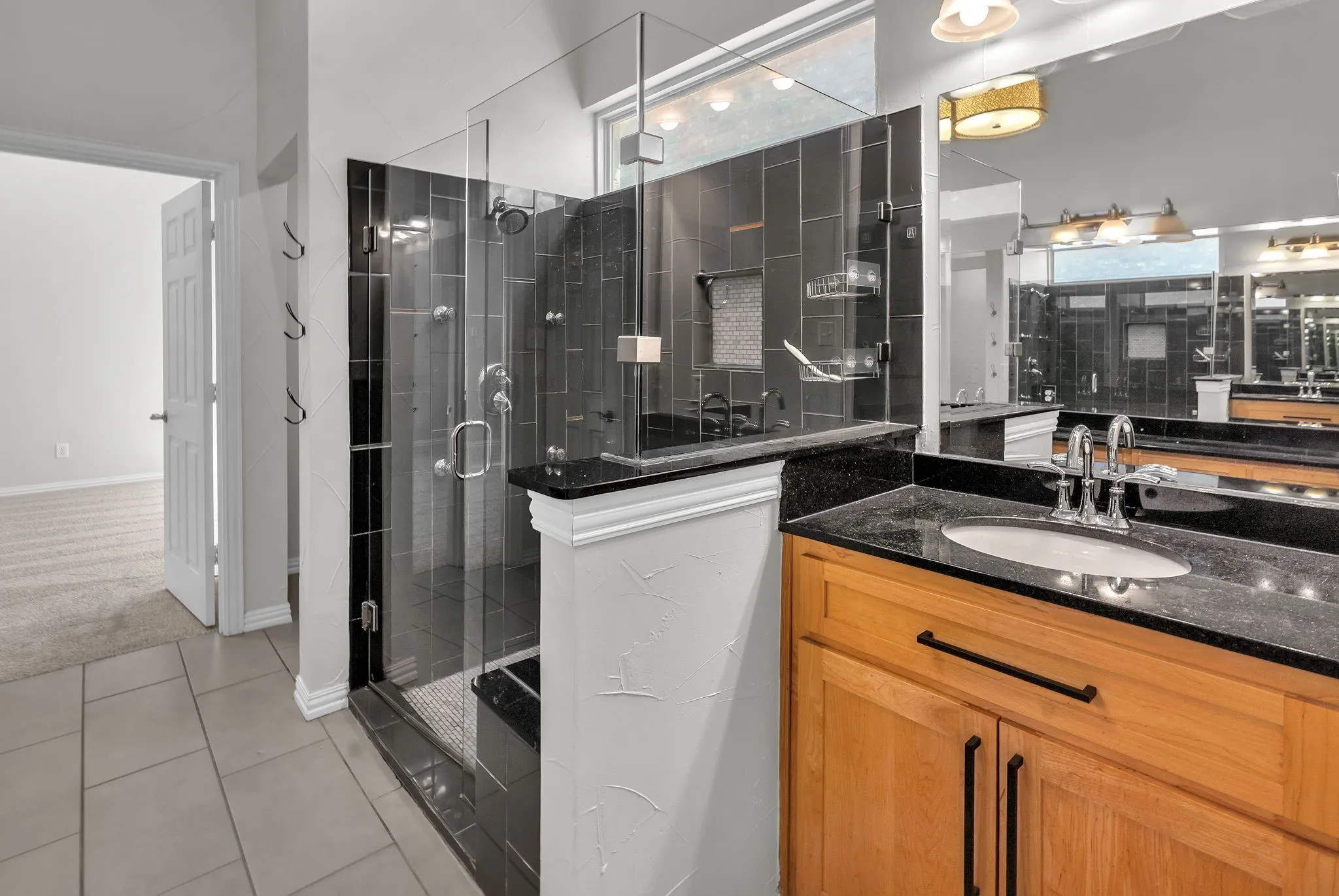 Single Family Residence For Rent in Tarrant County , 9129 Cottonwood Village Drive, Fort Worth, Texas 76120, 3 Bedroom, 2 Bathroom, 2 Garage spaces, 1,800 Sqft, built in 2007, mls#21344436, Real Estate Agent in Fort Worth, Homes For Rent in Tarrant county, Homes For Rent in Fort Worth, Realtor in Fort Worth Texas, Real Estate Brokerage Independent Realty Texas, Luminita Cordes Realtor