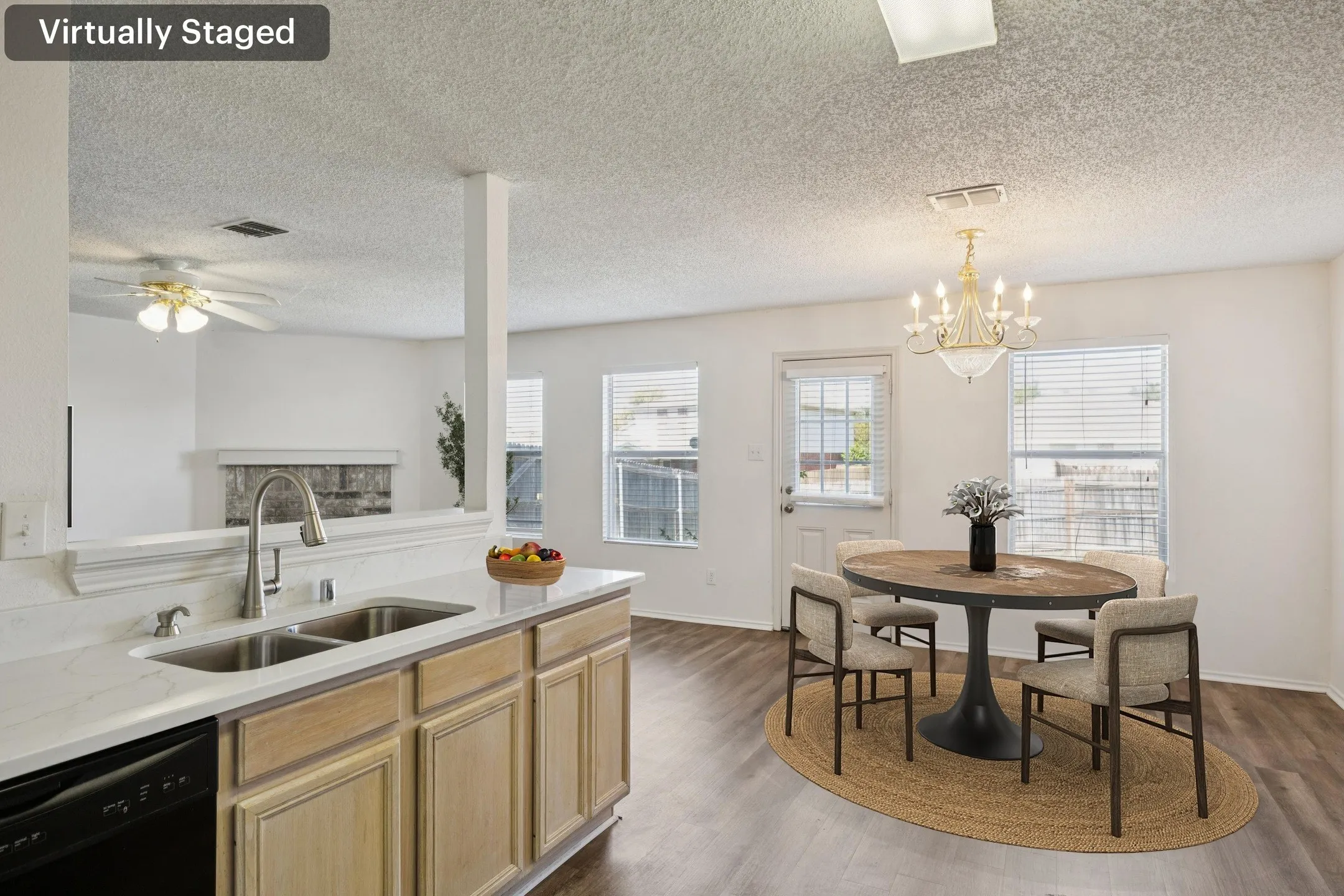 Single Family Residence For Sale in Rockwall County , 1438 Stewart Drive, Rockwall, Texas 75032, 3 Bedroom, 2 Bathroom, 2 Garage spaces, 1,608 Sqft, built in 2000, mls#21376492, Real Estate Agent in Rockwall, Homes For Sale in Rockwall county, Homes For Sale in Rockwall, Realtor in Rockwall Texas, Real Estate Brokerage Independent Realty Texas, Luminita Cordes Realtor