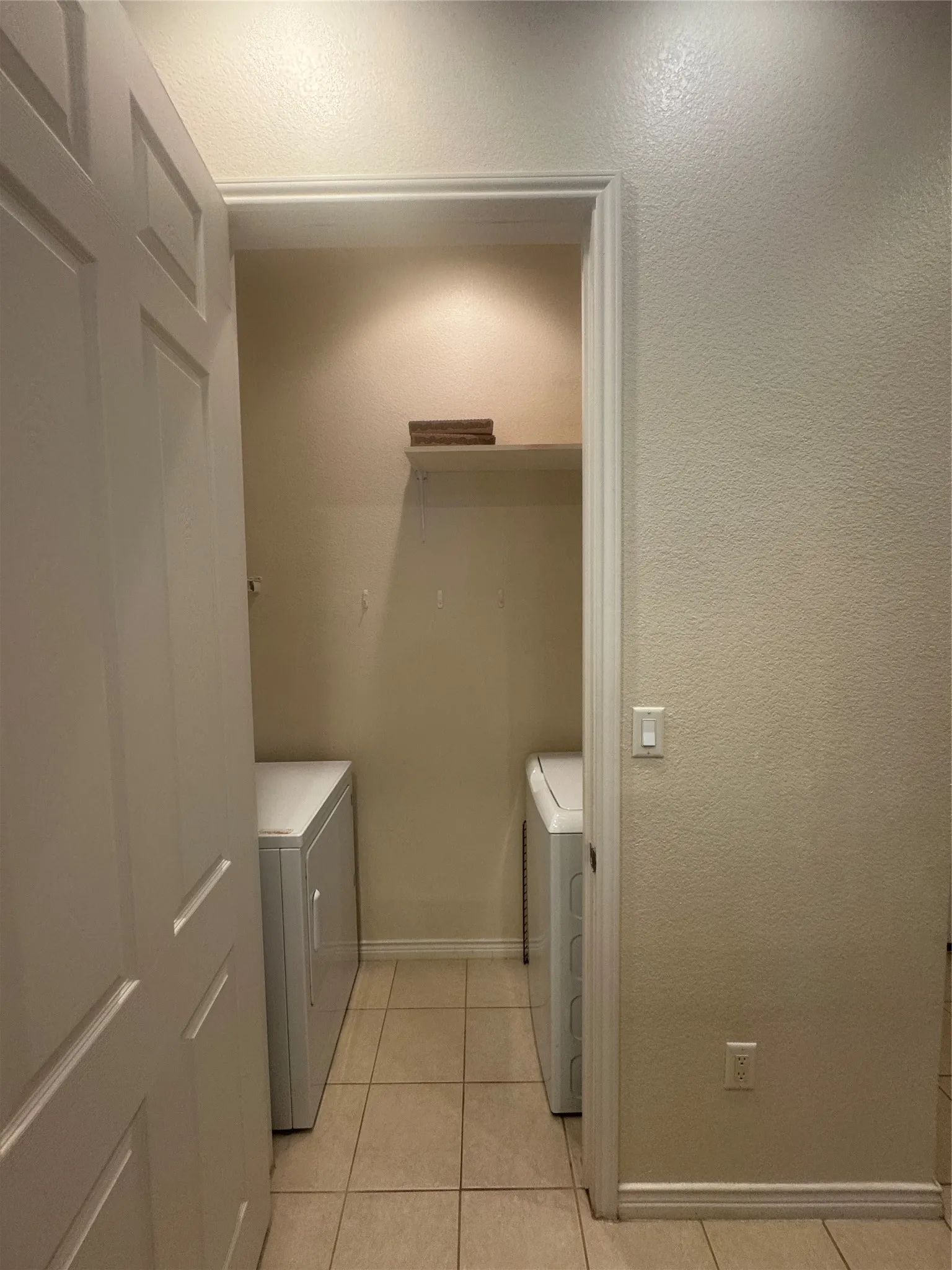 Townhouse For Rent in Dallas County , 2003 Garden View Lane, Richardson, Texas 75080, 3 Bedroom, 3 Bathroom, 2 Garage spaces, 1,754 Sqft, built in 2006, mls#21376521, Real Estate Agent in Richardson, Homes For Rent in Dallas county, Homes For Rent in Richardson, Realtor in Richardson Texas, Real Estate Brokerage Independent Realty Texas, Luminita Cordes Realtor