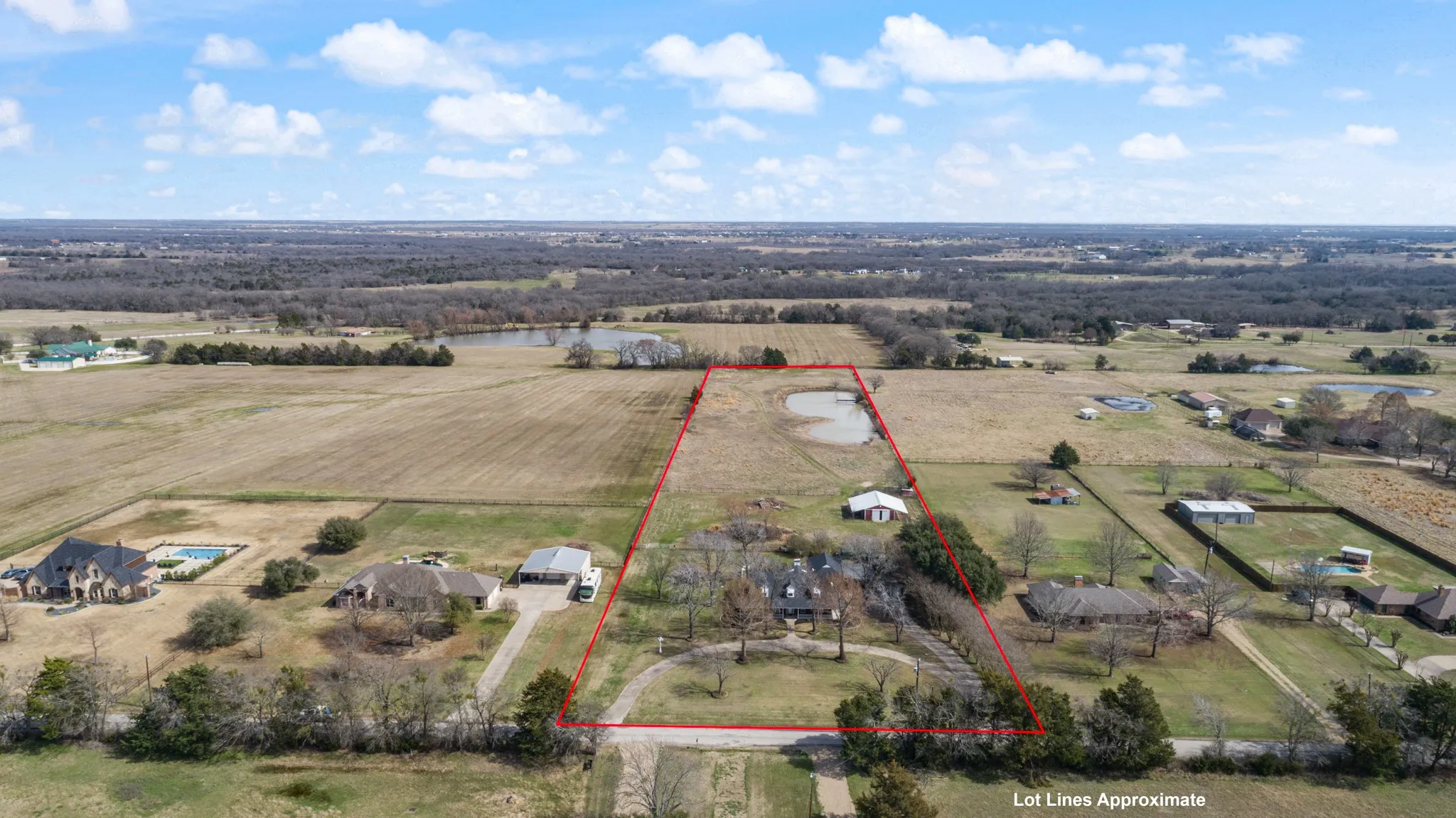 Single Family Residence For Sale in Kaufman County , 9193 County Road 158, Kaufman, Texas 75142, 3 Bedroom, 3 Bathroom, 2 Garage spaces, 2,366 Sqft, built in 1989, mls#21376479, Real Estate Agent in Kaufman, Homes For Sale in Kaufman county, Homes For Sale in Kaufman, Realtor in Kaufman Texas, Real Estate Brokerage Independent Realty Texas, Luminita Cordes Realtor