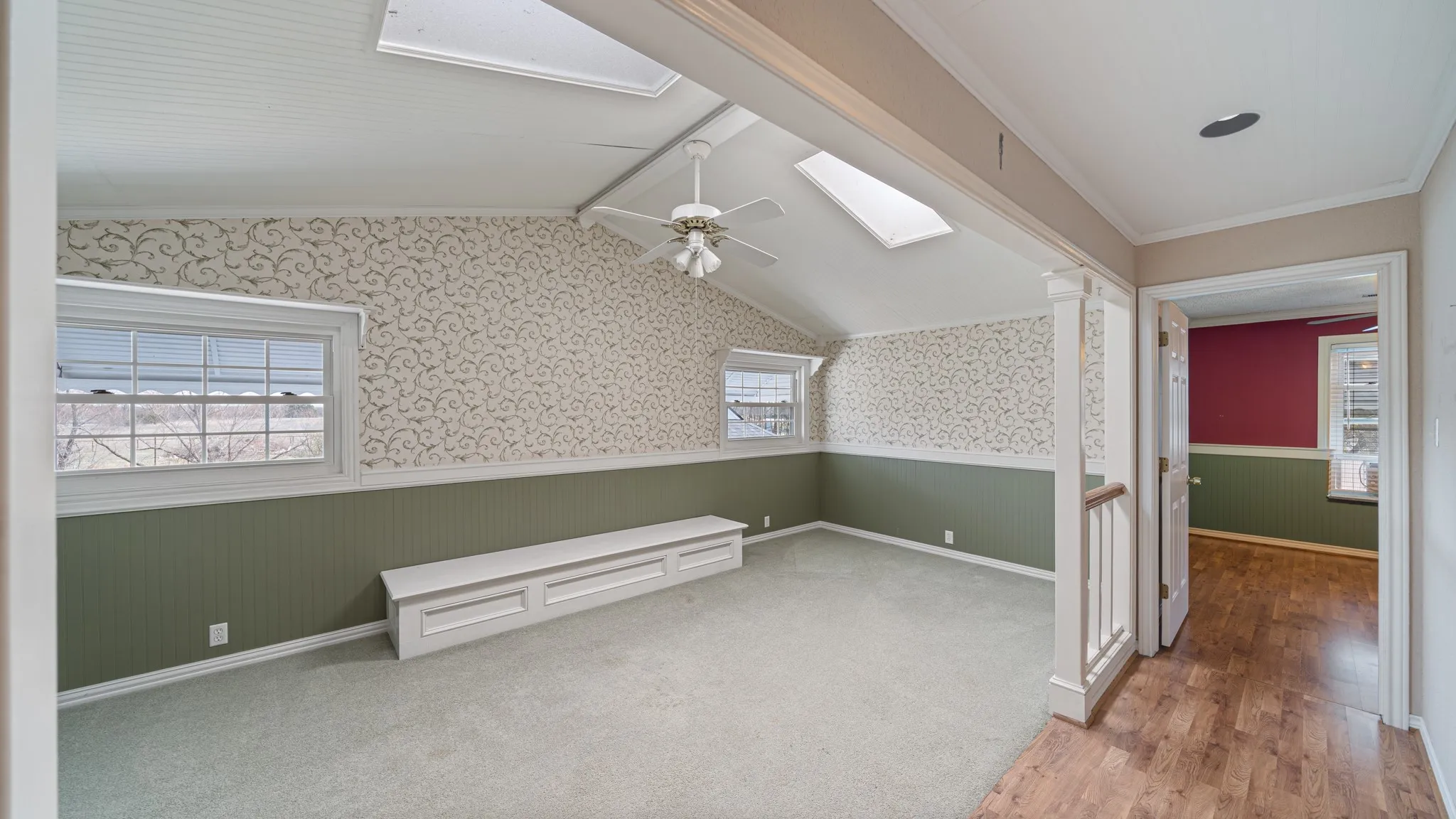upstairs sitting area
