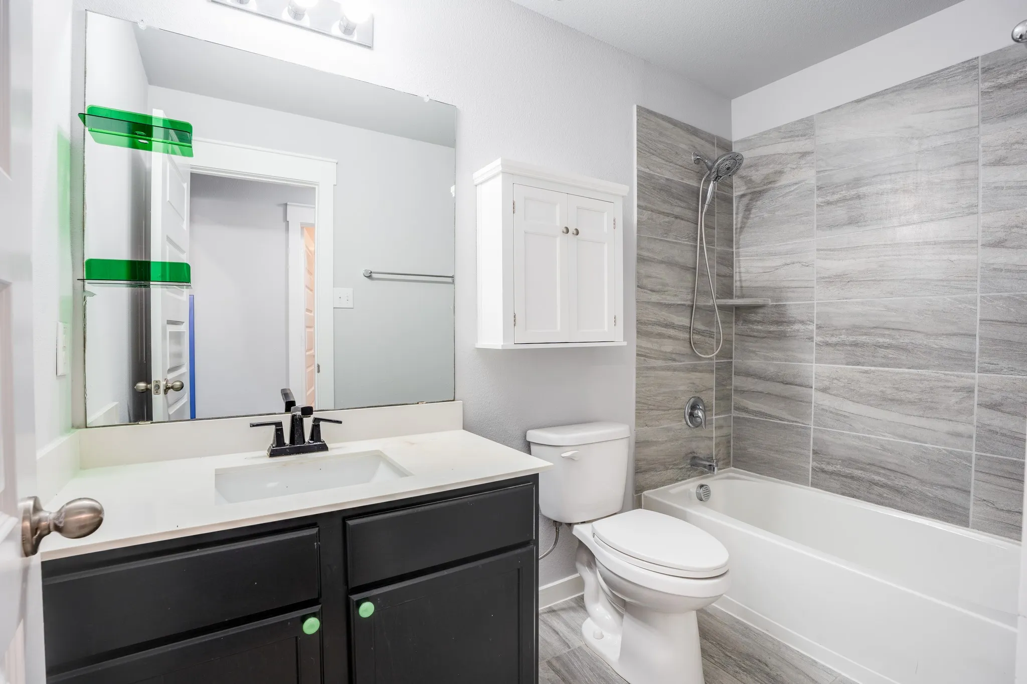 Single Family Residence For Sale in Tarrant County , 8425 High Garden Street, Fort Worth, Texas 76123, 5 Bedroom, 3 Bathroom, 2 Garage spaces, 2,126 Sqft, built in 2021, mls#21352373, Real Estate Agent in Fort Worth, Homes For Sale in Tarrant county, Homes For Sale in Fort Worth, Realtor in Fort Worth Texas, Real Estate Brokerage Independent Realty Texas, Luminita Cordes Realtor
