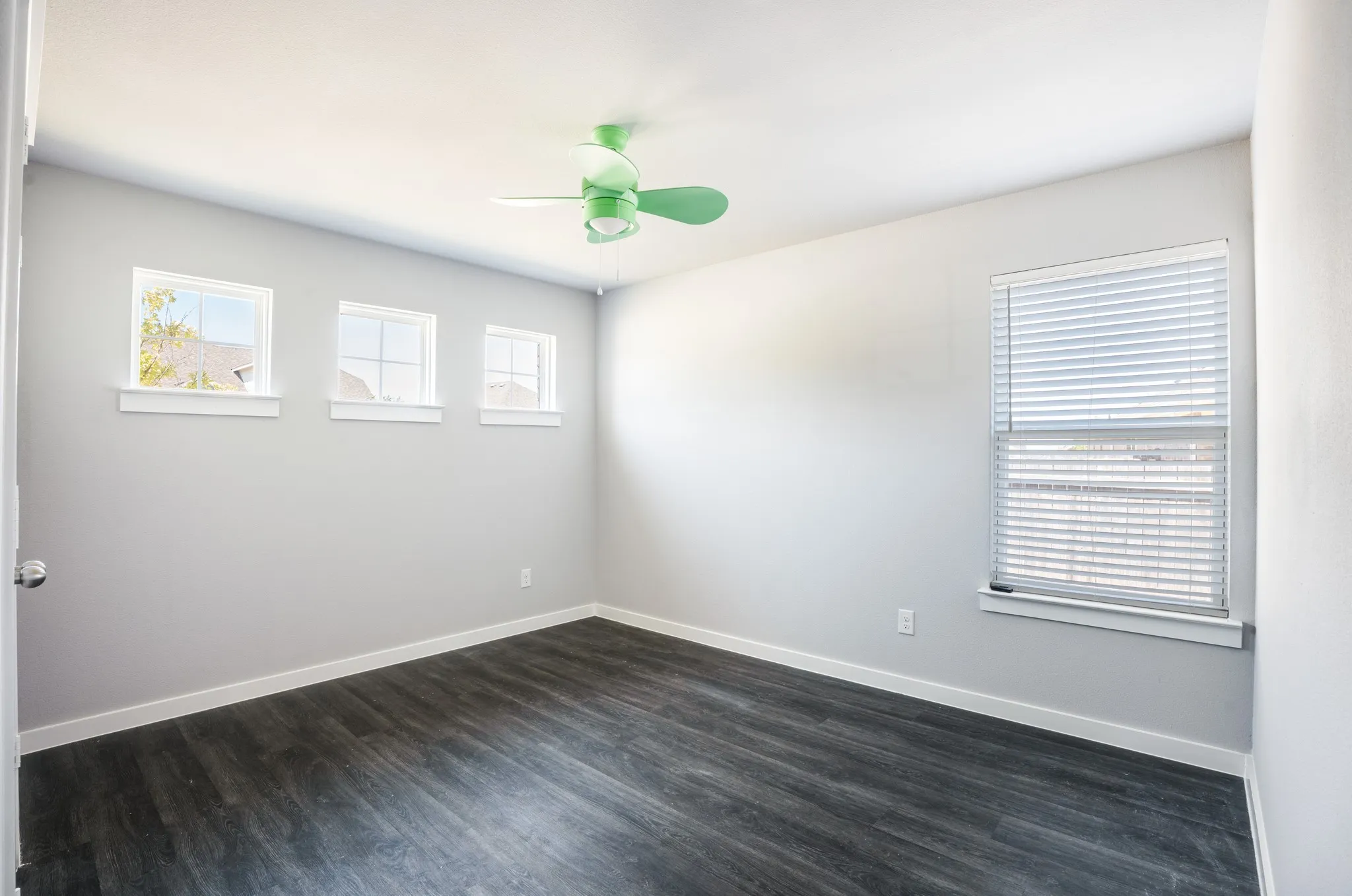 Single Family Residence For Sale in Tarrant County , 8425 High Garden Street, Fort Worth, Texas 76123, 5 Bedroom, 3 Bathroom, 2 Garage spaces, 2,126 Sqft, built in 2021, mls#21352373, Real Estate Agent in Fort Worth, Homes For Sale in Tarrant county, Homes For Sale in Fort Worth, Realtor in Fort Worth Texas, Real Estate Brokerage Independent Realty Texas, Luminita Cordes Realtor