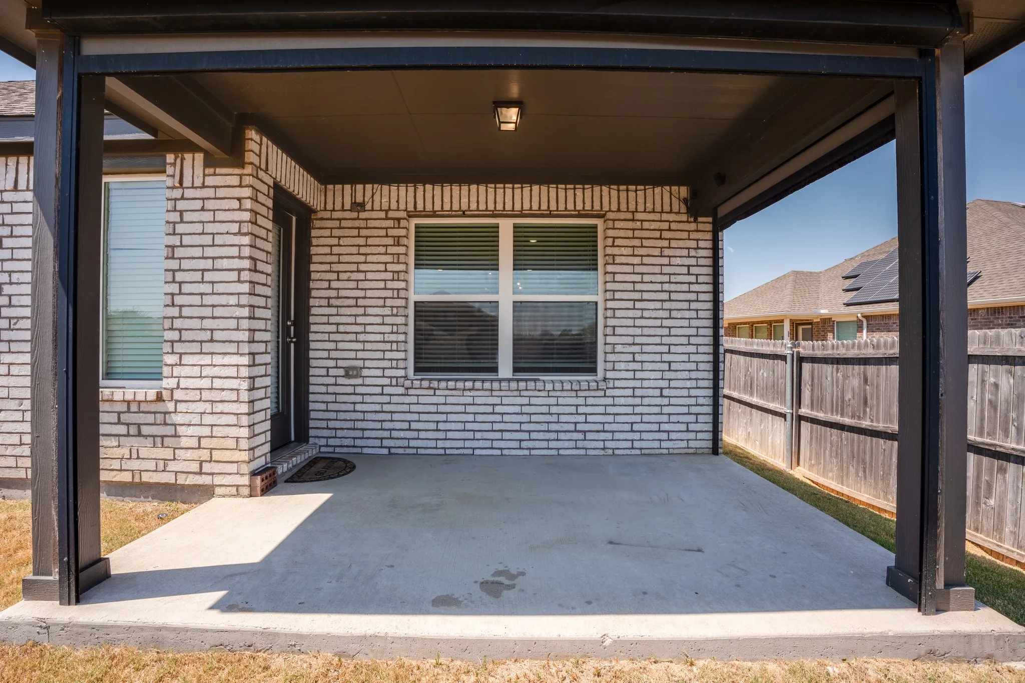 Single Family Residence For Sale in Tarrant County , 8425 High Garden Street, Fort Worth, Texas 76123, 5 Bedroom, 3 Bathroom, 2 Garage spaces, 2,126 Sqft, built in 2021, mls#21352373, Real Estate Agent in Fort Worth, Homes For Sale in Tarrant county, Homes For Sale in Fort Worth, Realtor in Fort Worth Texas, Real Estate Brokerage Independent Realty Texas, Luminita Cordes Realtor