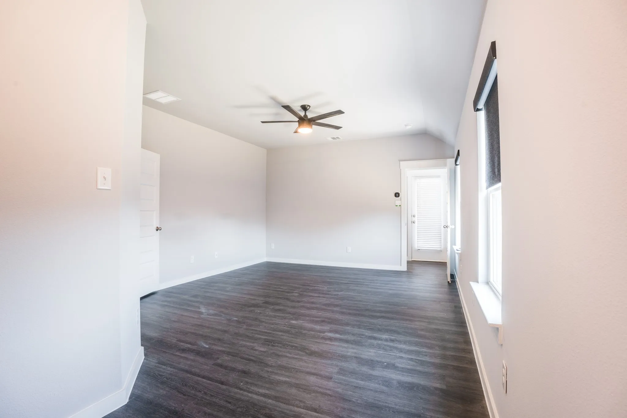 Single Family Residence For Sale in Tarrant County , 8425 High Garden Street, Fort Worth, Texas 76123, 5 Bedroom, 3 Bathroom, 2 Garage spaces, 2,126 Sqft, built in 2021, mls#21352373, Real Estate Agent in Fort Worth, Homes For Sale in Tarrant county, Homes For Sale in Fort Worth, Realtor in Fort Worth Texas, Real Estate Brokerage Independent Realty Texas, Luminita Cordes Realtor