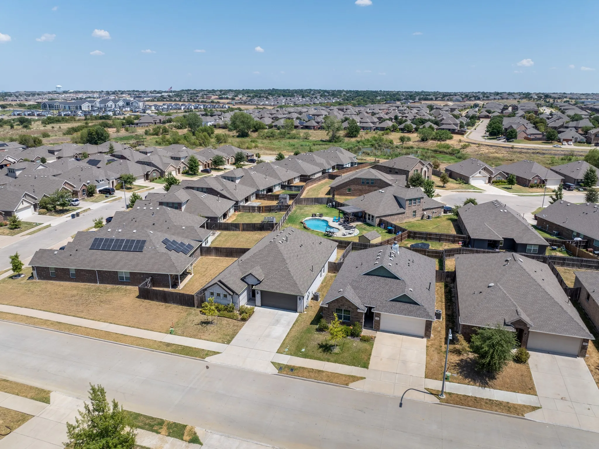 Single Family Residence For Sale in Tarrant County , 8425 High Garden Street, Fort Worth, Texas 76123, 5 Bedroom, 3 Bathroom, 2 Garage spaces, 2,126 Sqft, built in 2021, mls#21352373, Real Estate Agent in Fort Worth, Homes For Sale in Tarrant county, Homes For Sale in Fort Worth, Realtor in Fort Worth Texas, Real Estate Brokerage Independent Realty Texas, Luminita Cordes Realtor