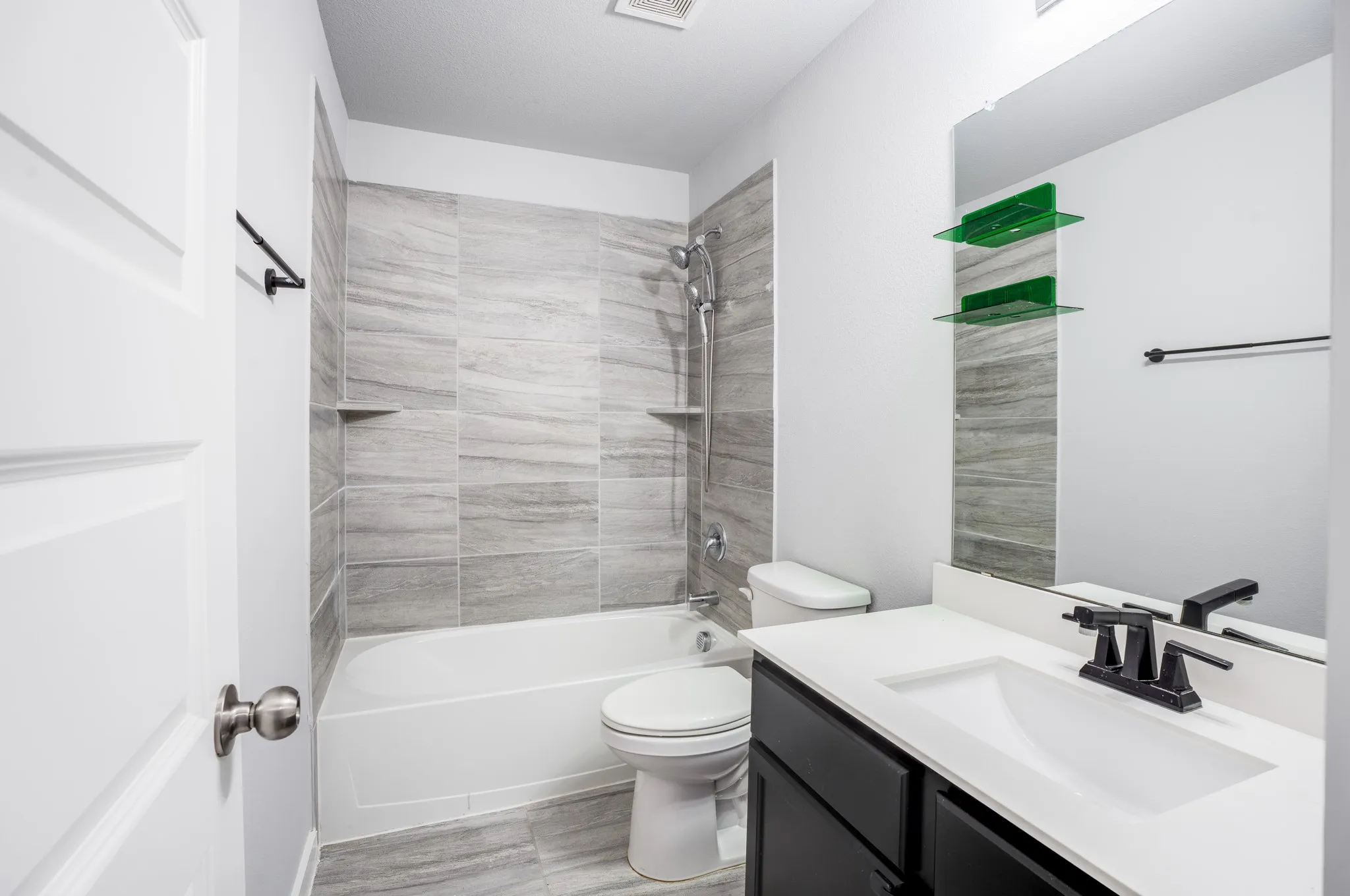 Single Family Residence For Sale in Tarrant County , 8425 High Garden Street, Fort Worth, Texas 76123, 5 Bedroom, 3 Bathroom, 2 Garage spaces, 2,126 Sqft, built in 2021, mls#21352373, Real Estate Agent in Fort Worth, Homes For Sale in Tarrant county, Homes For Sale in Fort Worth, Realtor in Fort Worth Texas, Real Estate Brokerage Independent Realty Texas, Luminita Cordes Realtor