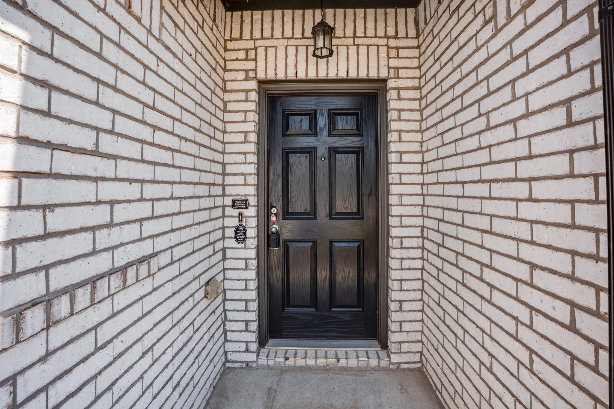 Single Family Residence For Sale in Tarrant County , 8425 High Garden Street, Fort Worth, Texas 76123, 5 Bedroom, 3 Bathroom, 2 Garage spaces, 2,126 Sqft, built in 2021, mls#21352373, Real Estate Agent in Fort Worth, Homes For Sale in Tarrant county, Homes For Sale in Fort Worth, Realtor in Fort Worth Texas, Real Estate Brokerage Independent Realty Texas, Luminita Cordes Realtor